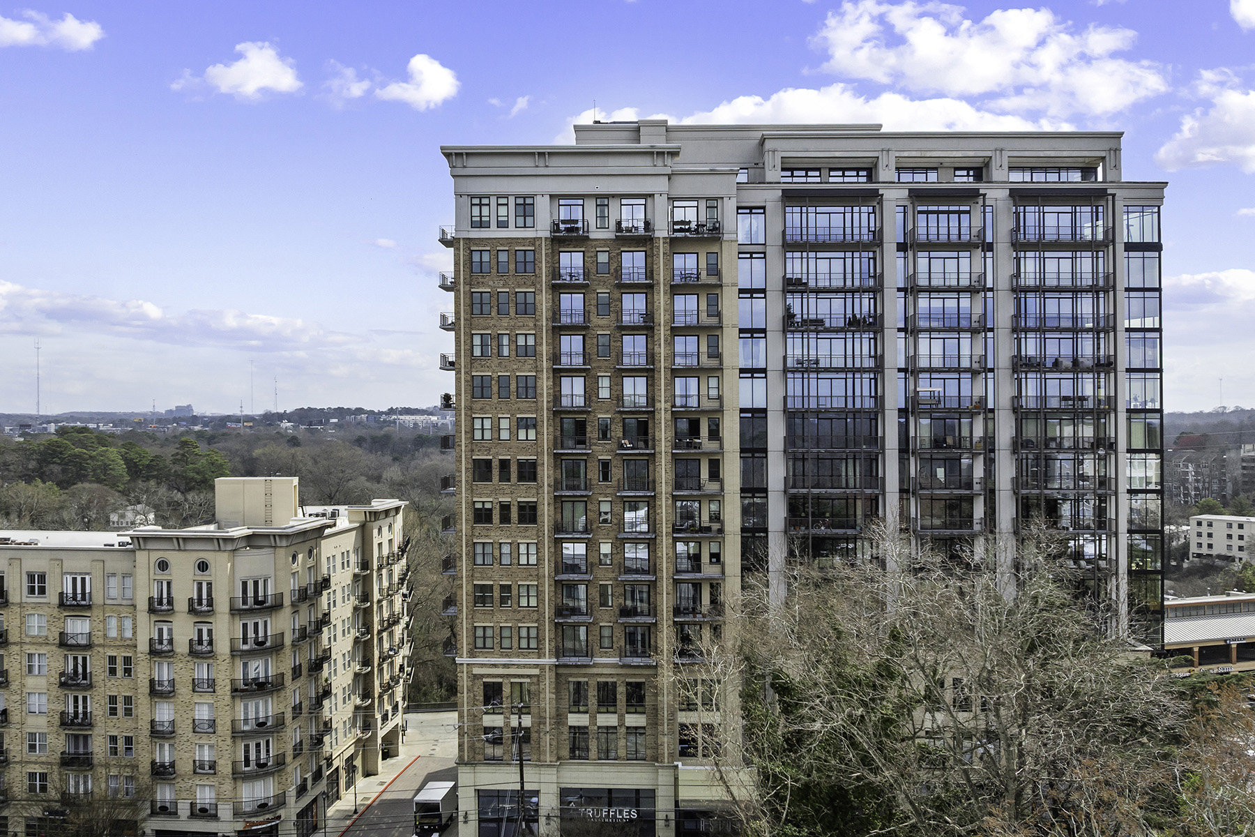 2233 Peachtree Road NE No. 902