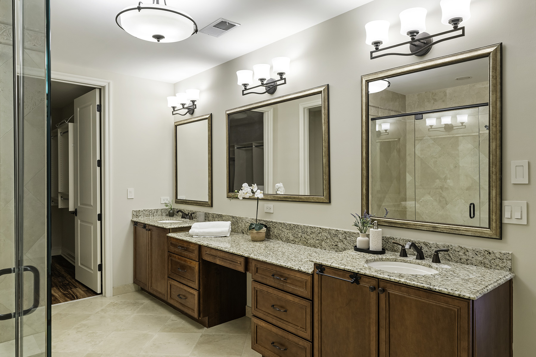 2233 Peachtree Road NE No. 902