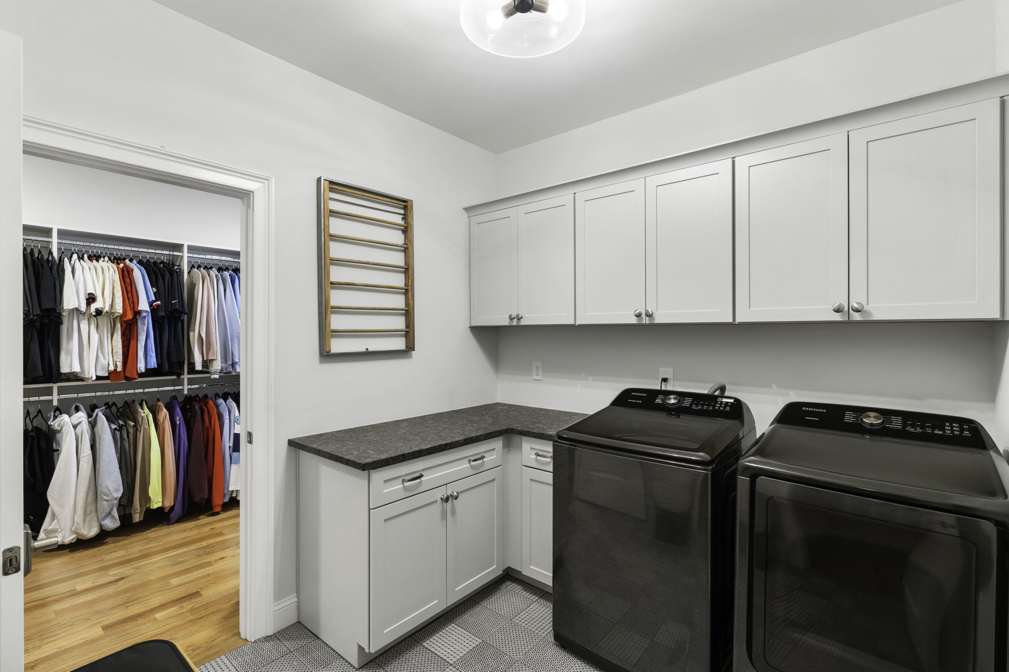 1720 Barclay Close