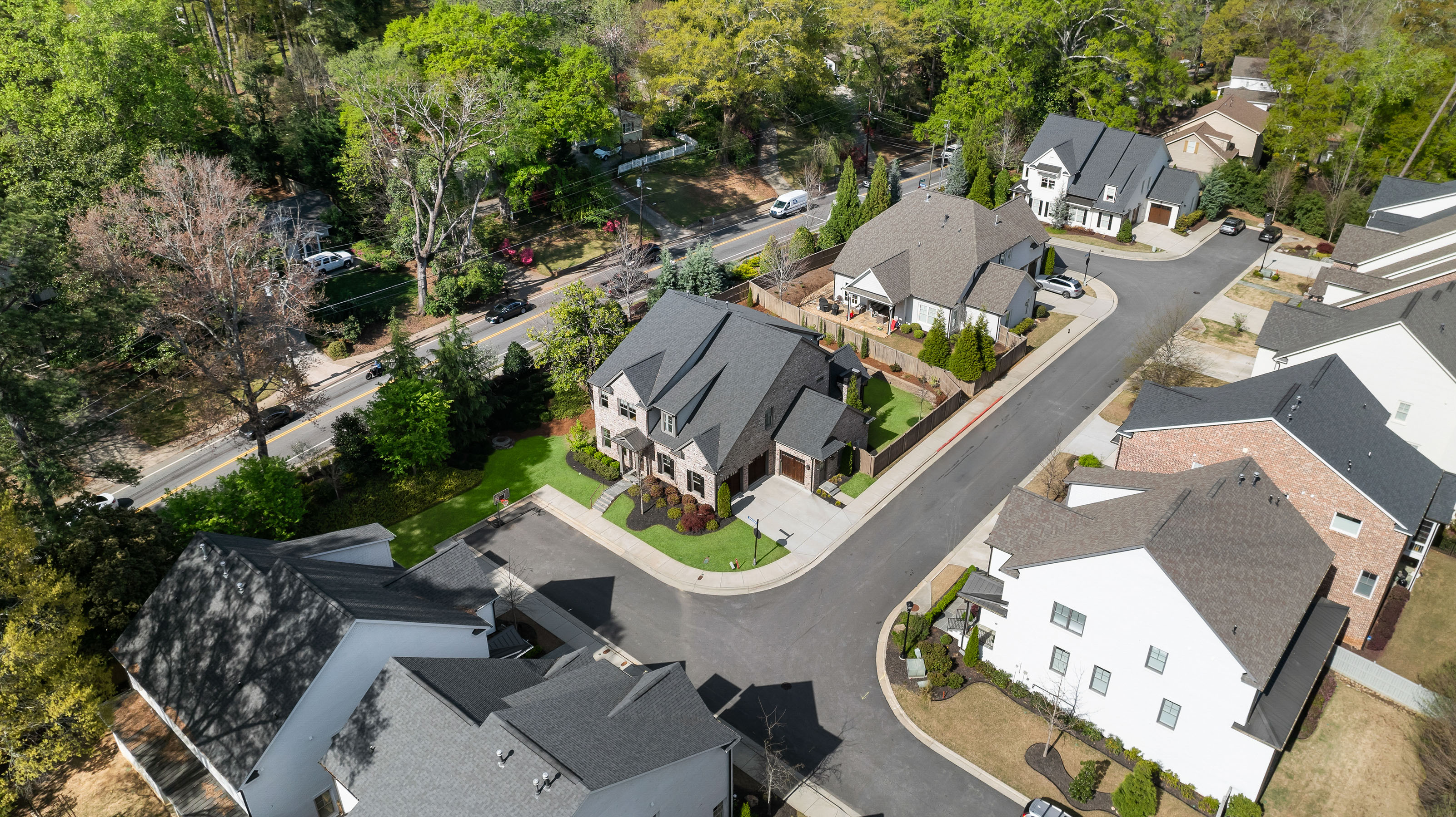 1720 Barclay Close