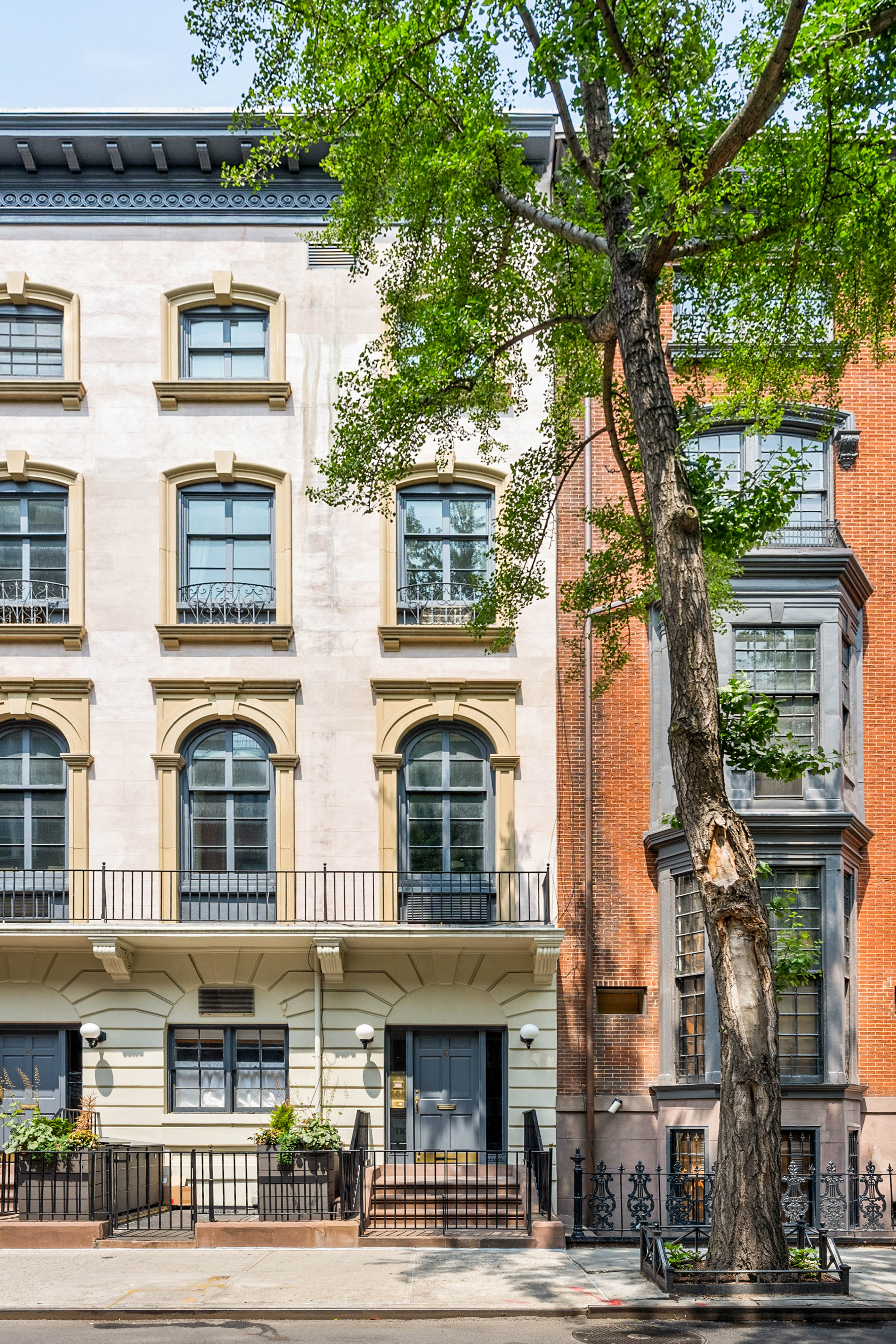 19 West 9th Street 2