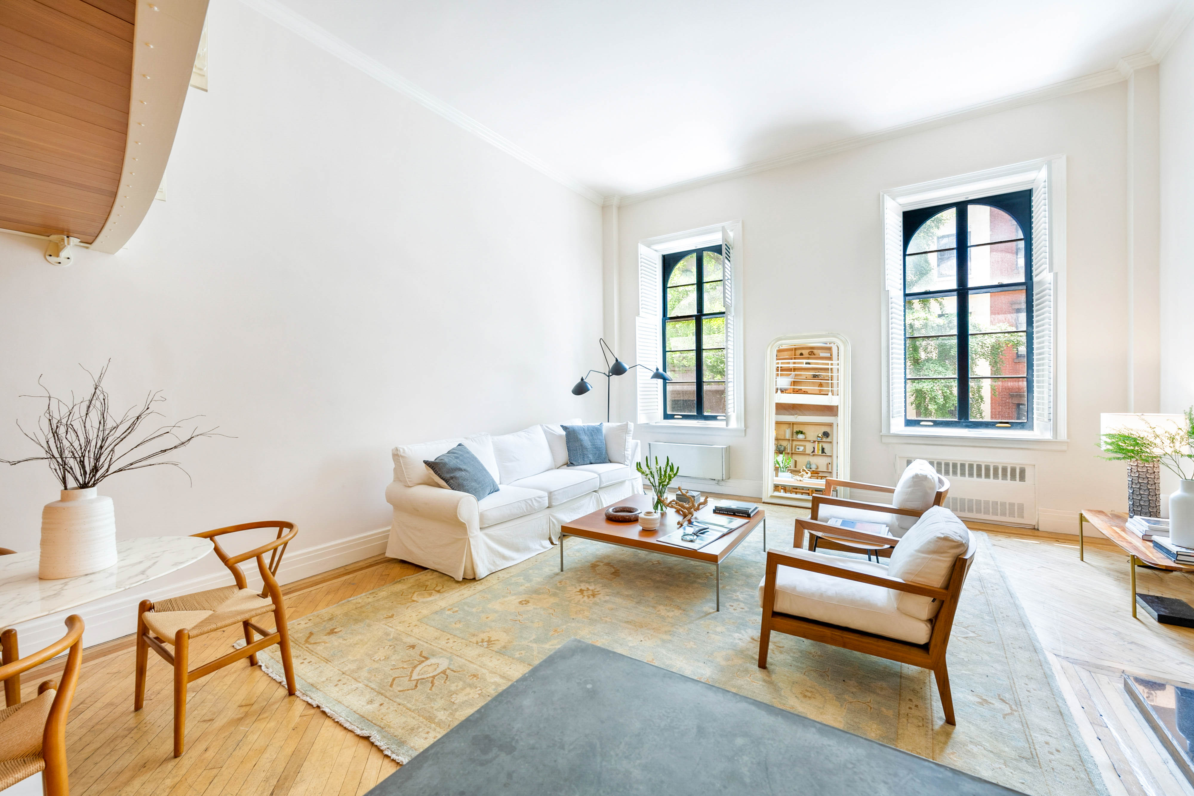19 West 9th Street 2