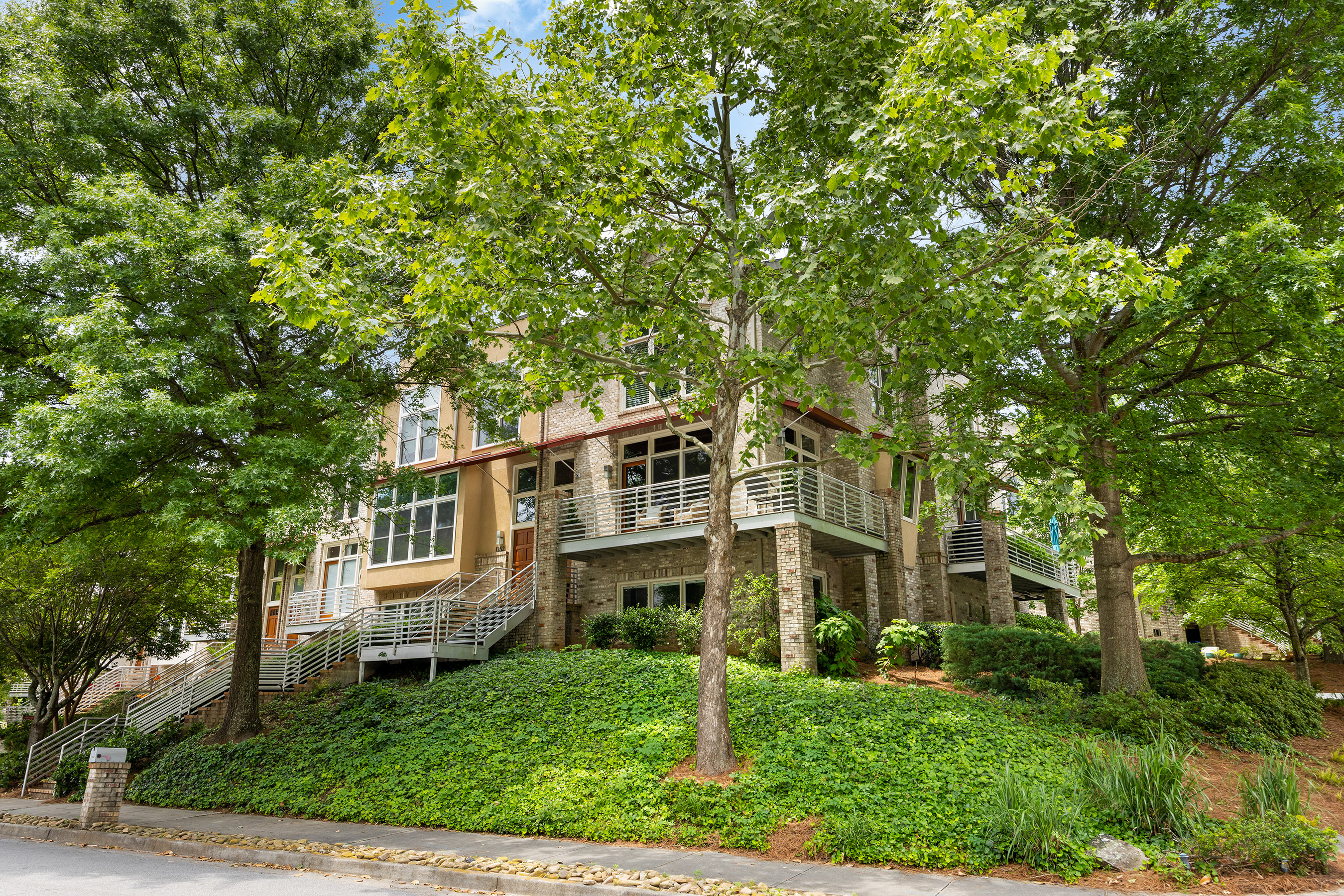 1354 Fernwood Circle NE