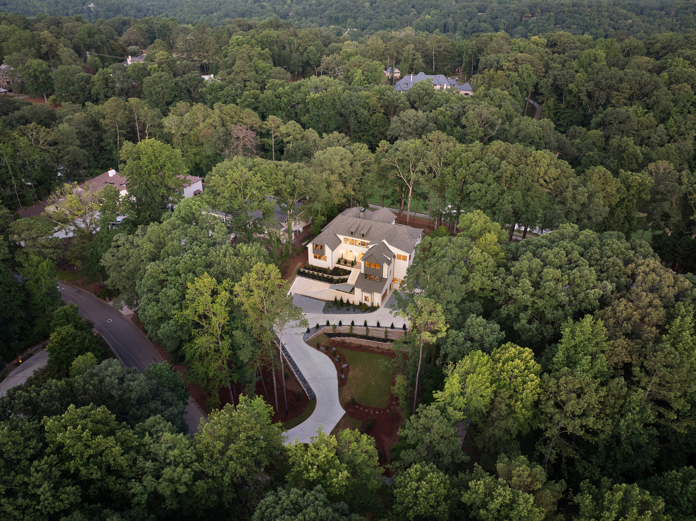 521 Pine Valley Road SE