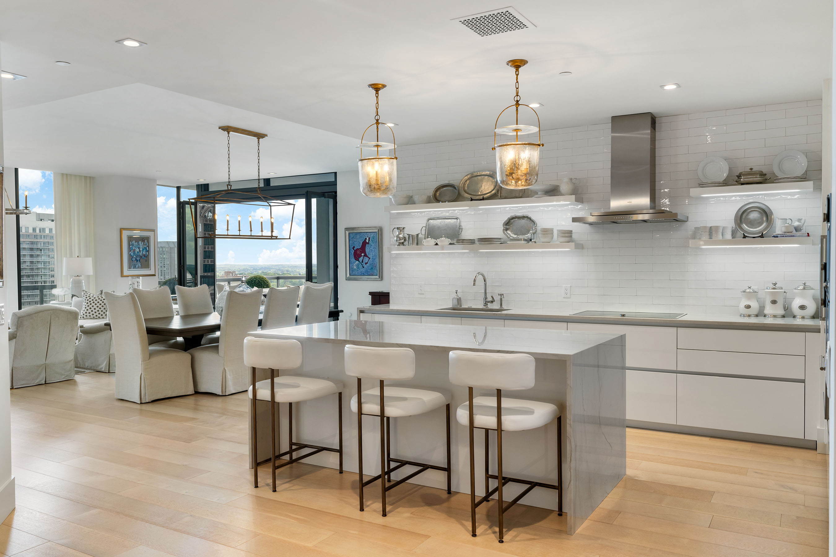 3107 Peachtree Road NE No. 1403