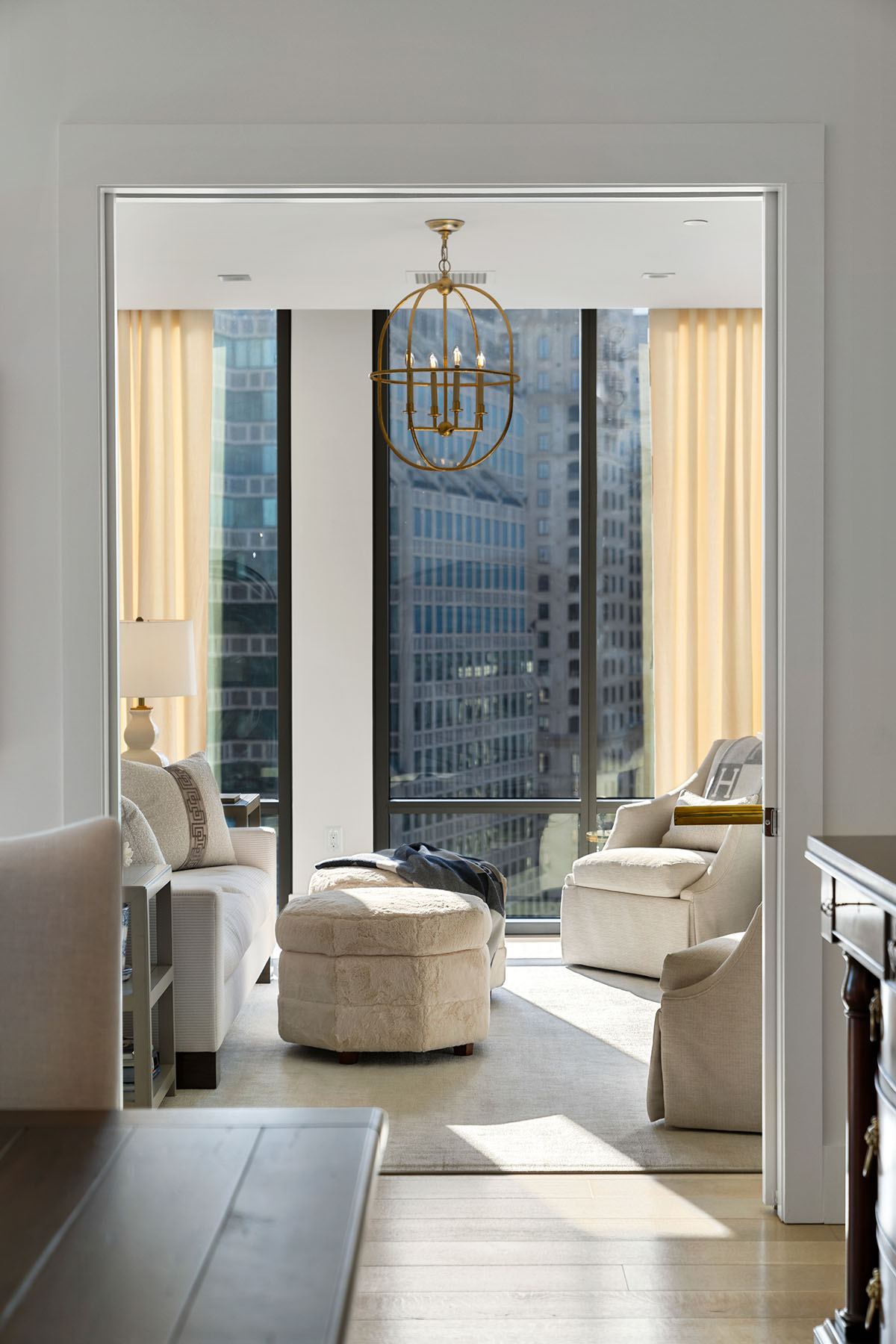 3107 Peachtree Road NE No. 1403