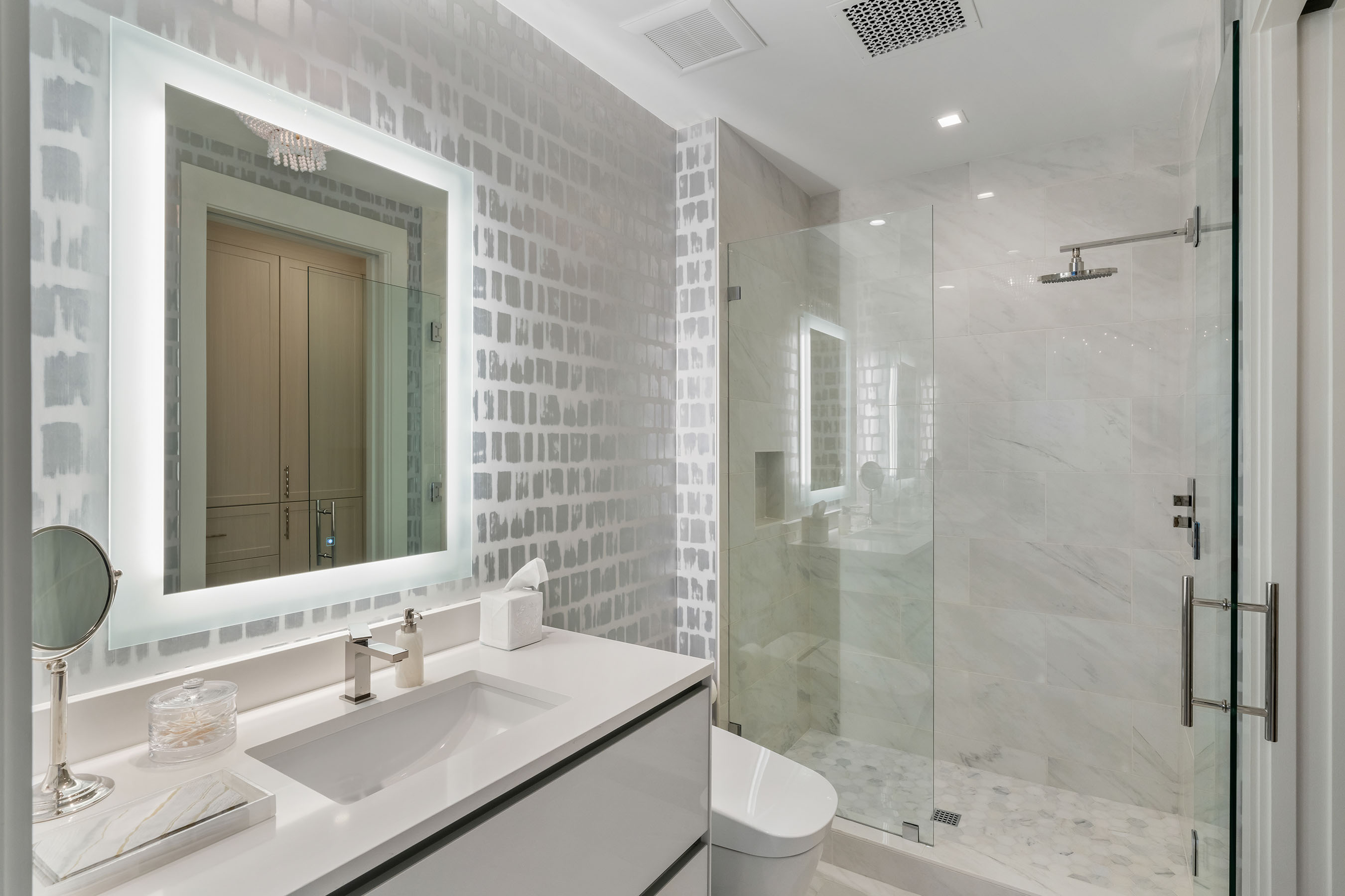 3107 Peachtree Road NE No. 1403