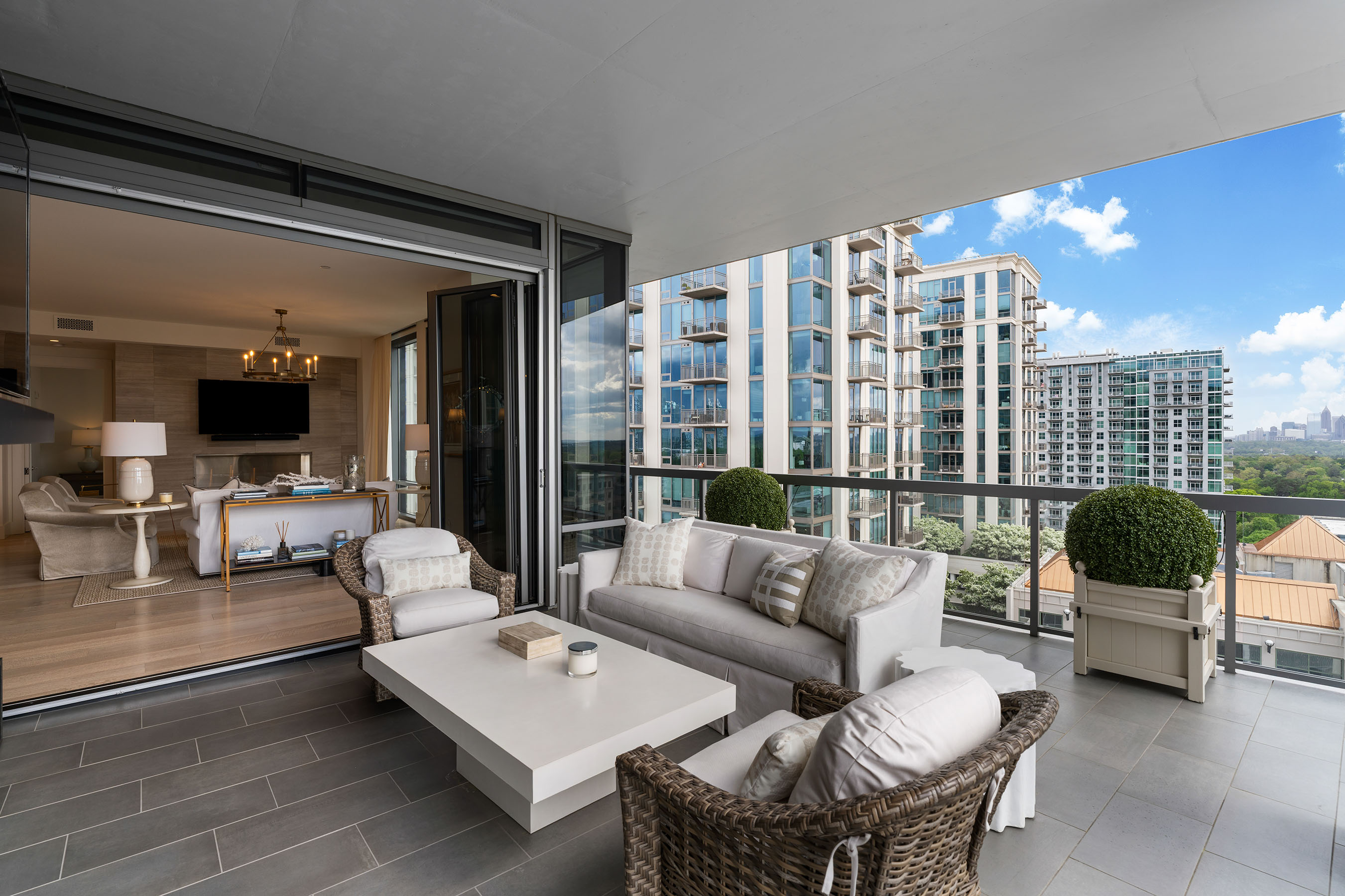 3107 Peachtree Road NE No. 1403
