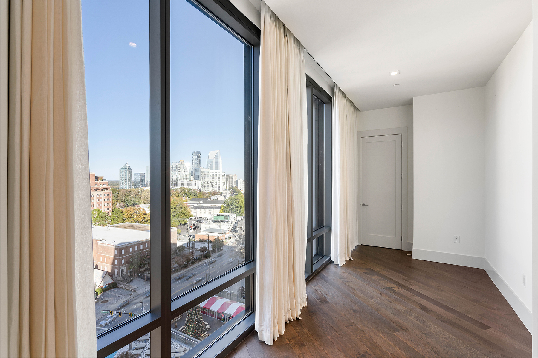 3107 Peachtree Road NE No. 1502