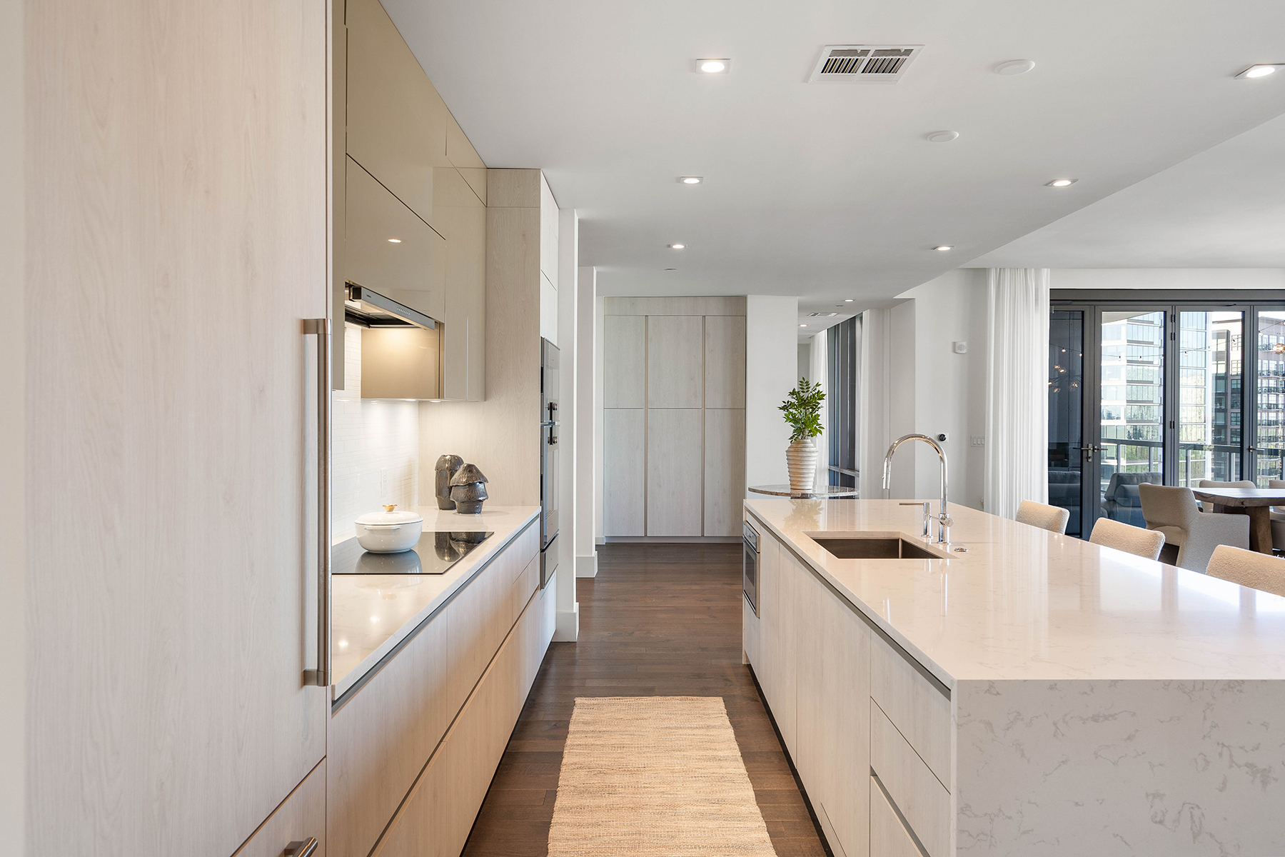 3107 Peachtree Road NE No. 1502