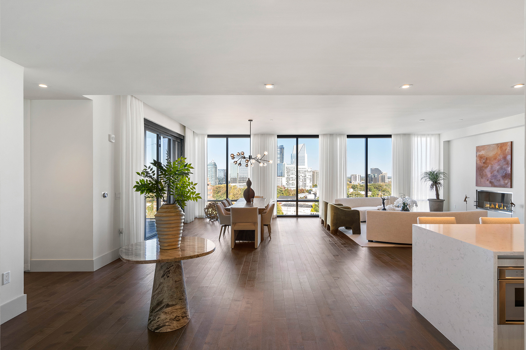3107 Peachtree Road NE No. 1502