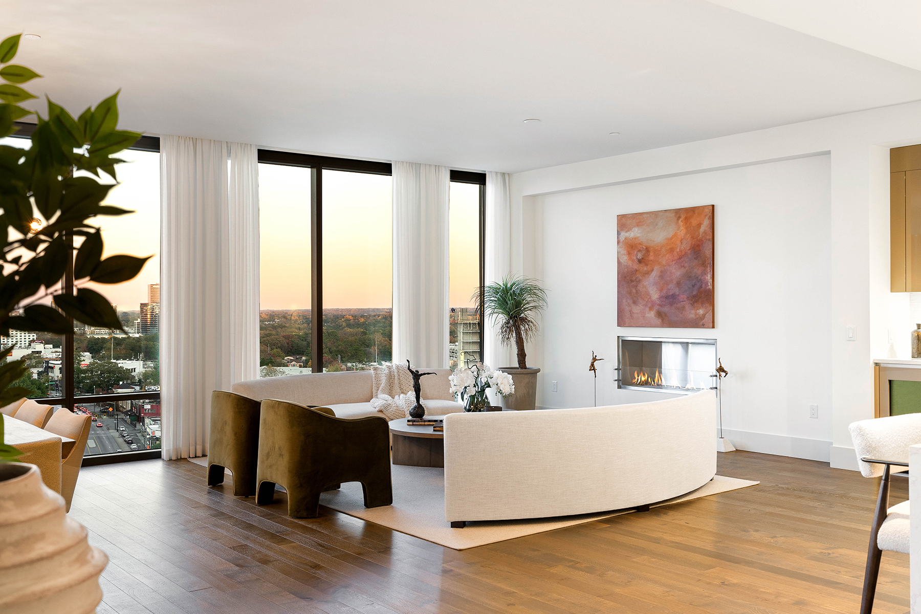 3107 Peachtree Road NE No. 1502