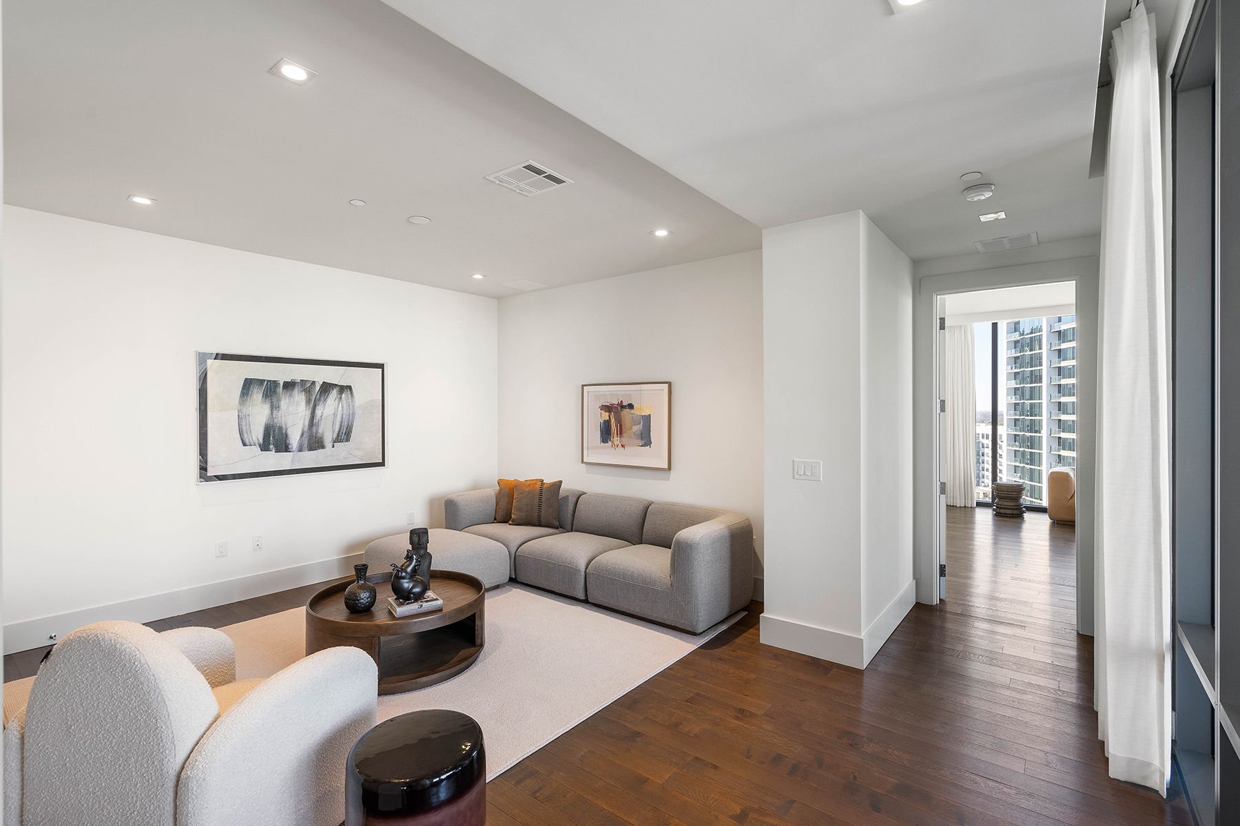 3107 Peachtree Road NE No. 1502