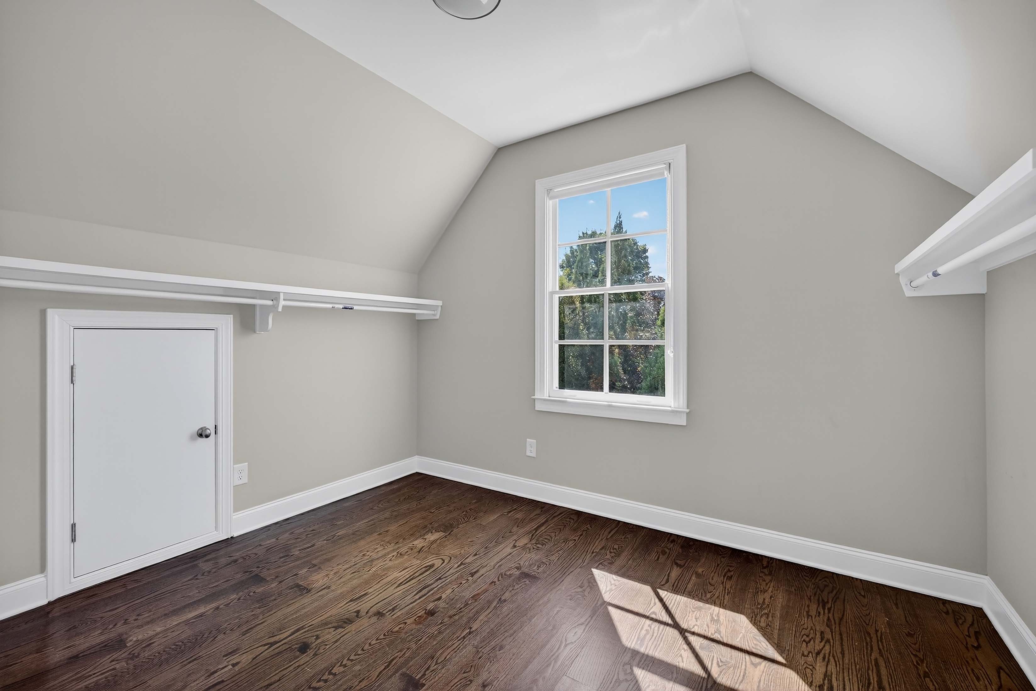 4596 Oakside Point