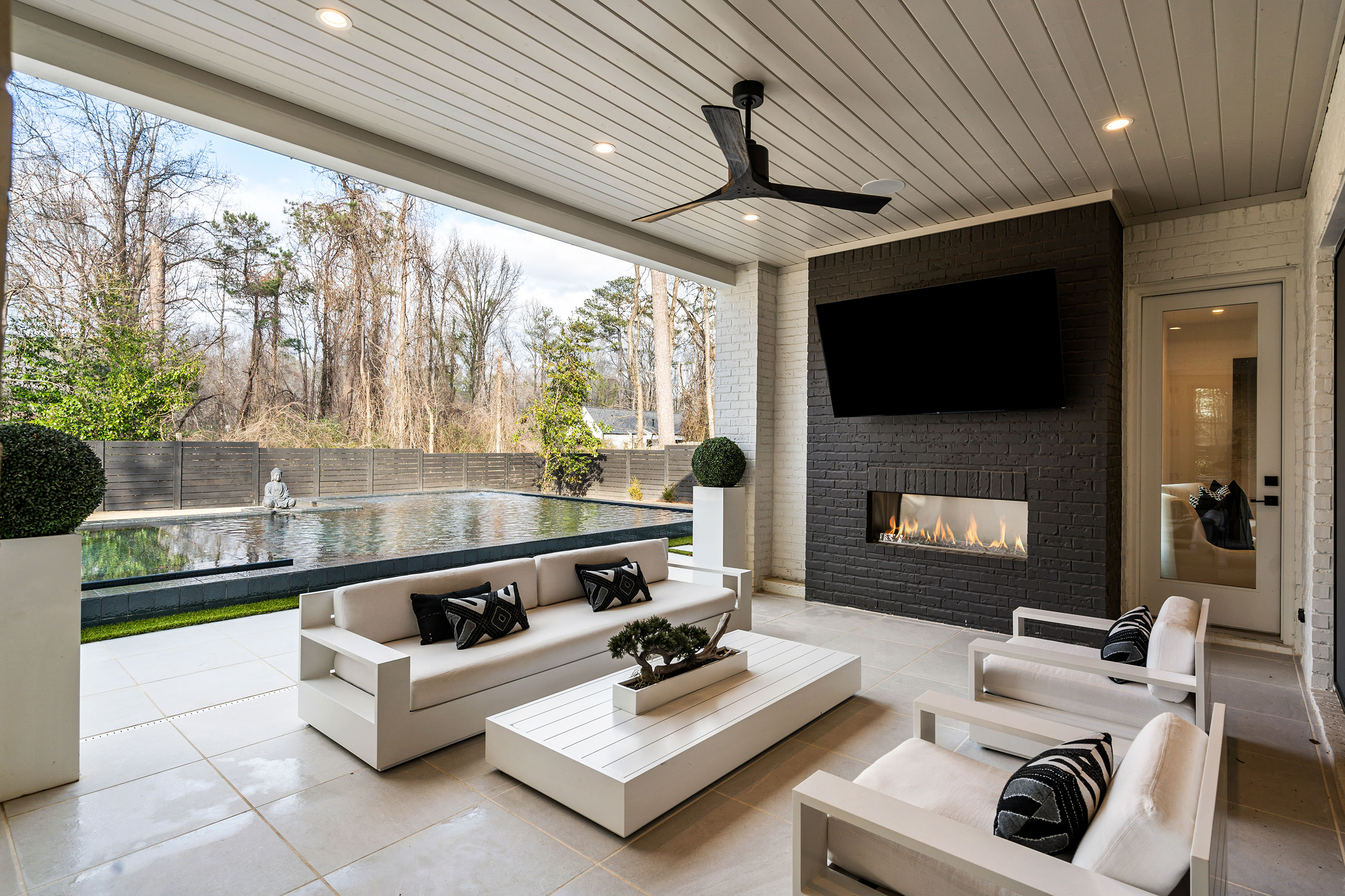 185 Pebble Trail