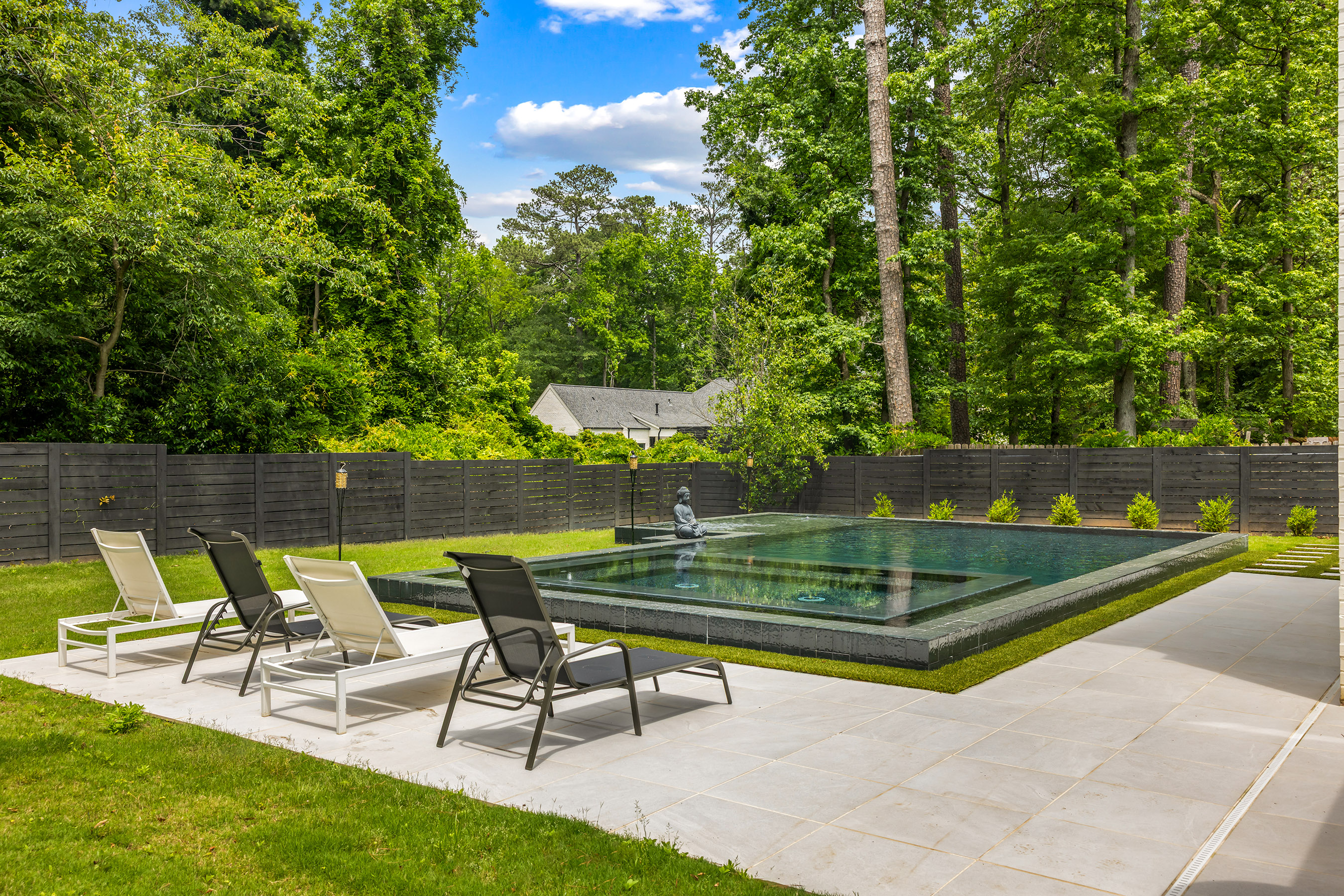 185 Pebble Trail