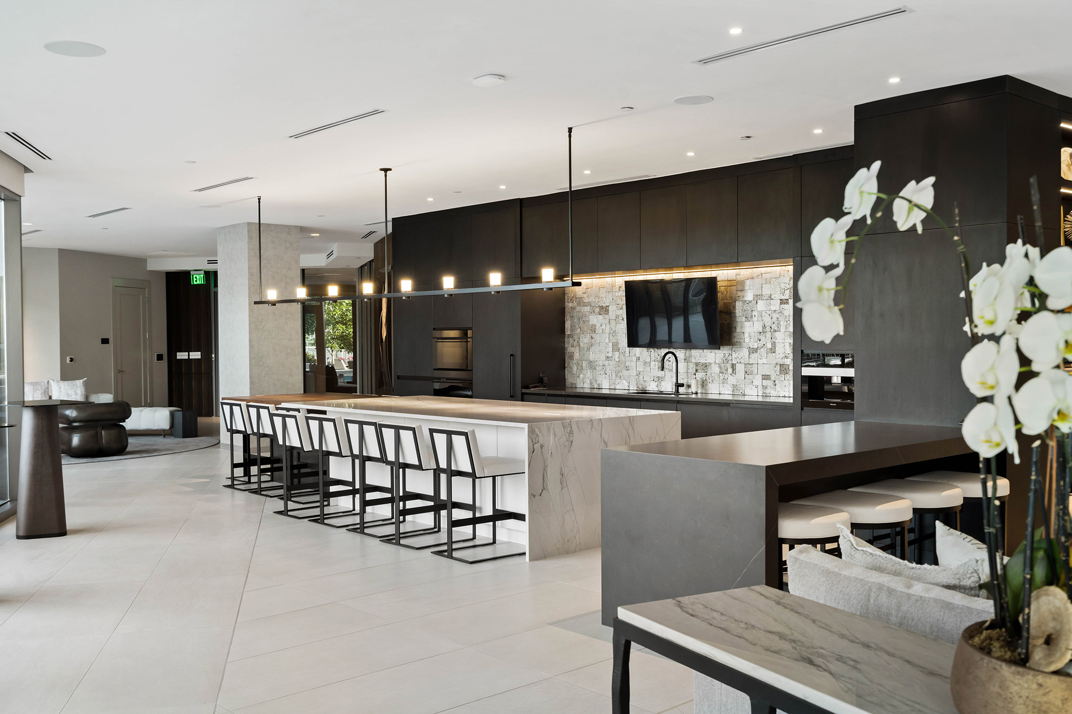 3107 Peachtree Road NE No. 1702