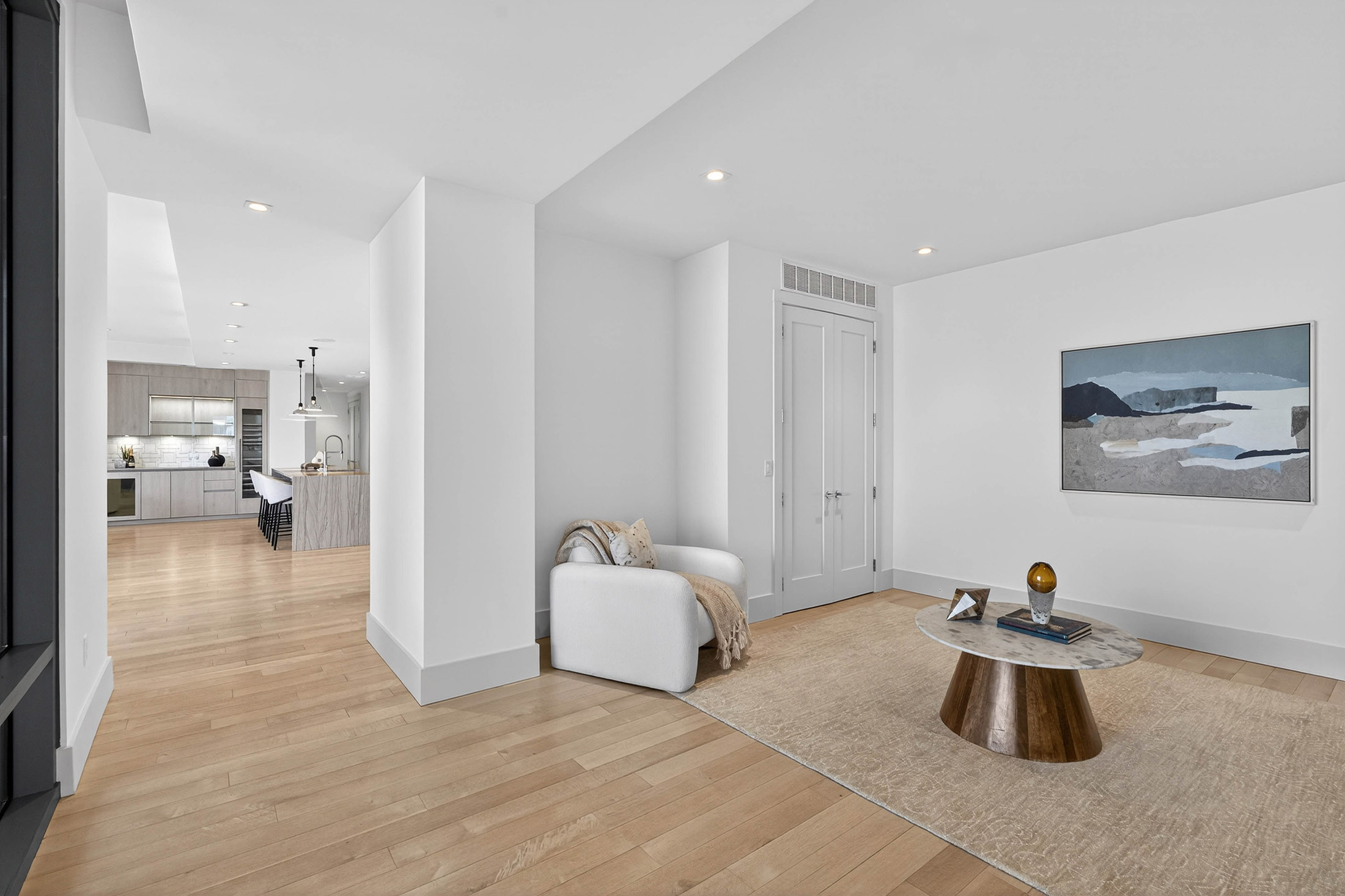 3107 Peachtree Road NE No. 1702