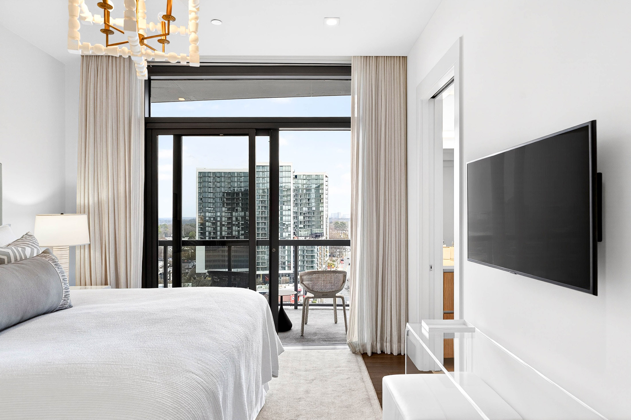 3107 Peachtree Road NE No. 1104
