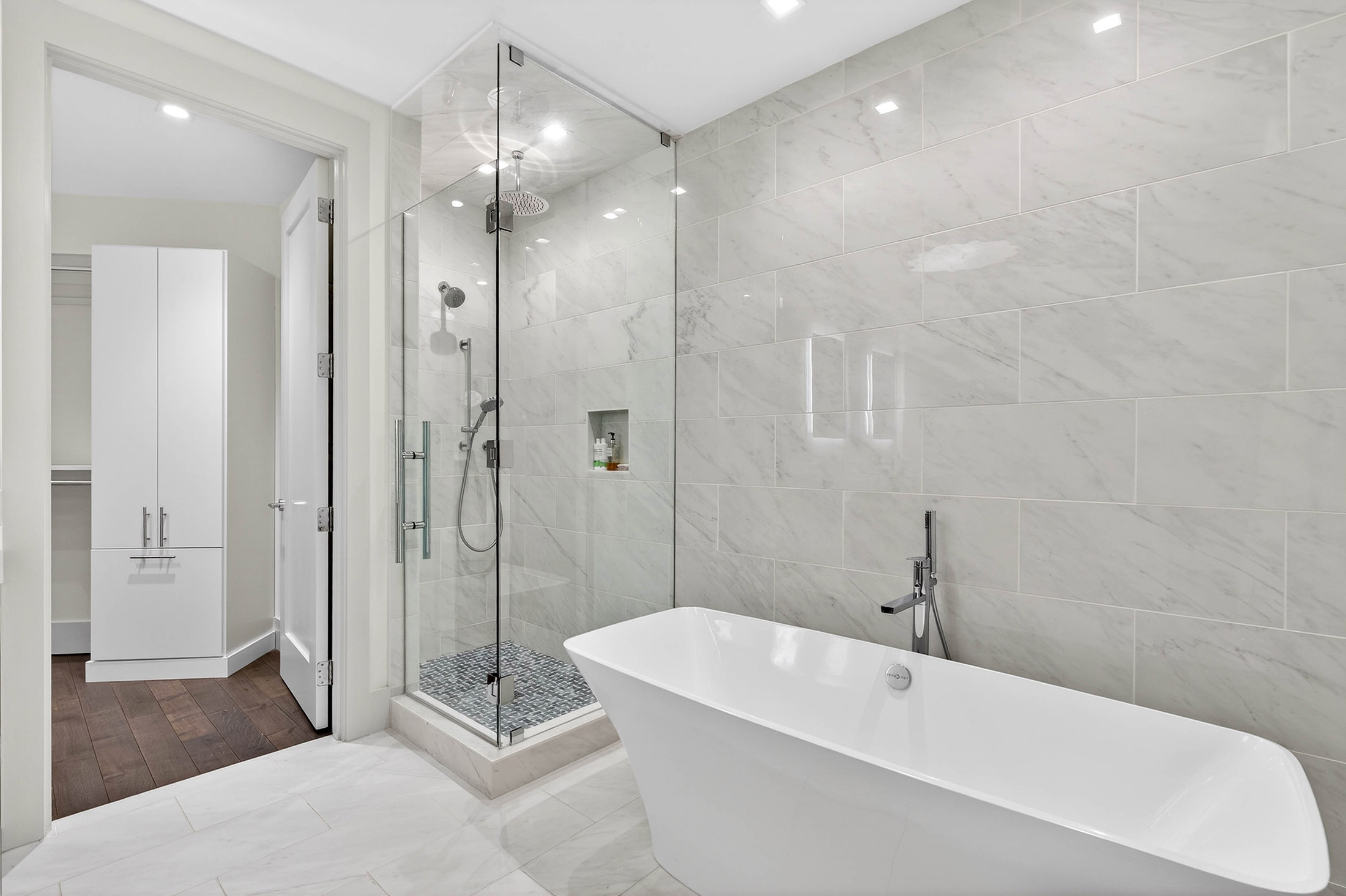 3107 Peachtree Road NE No. 1104