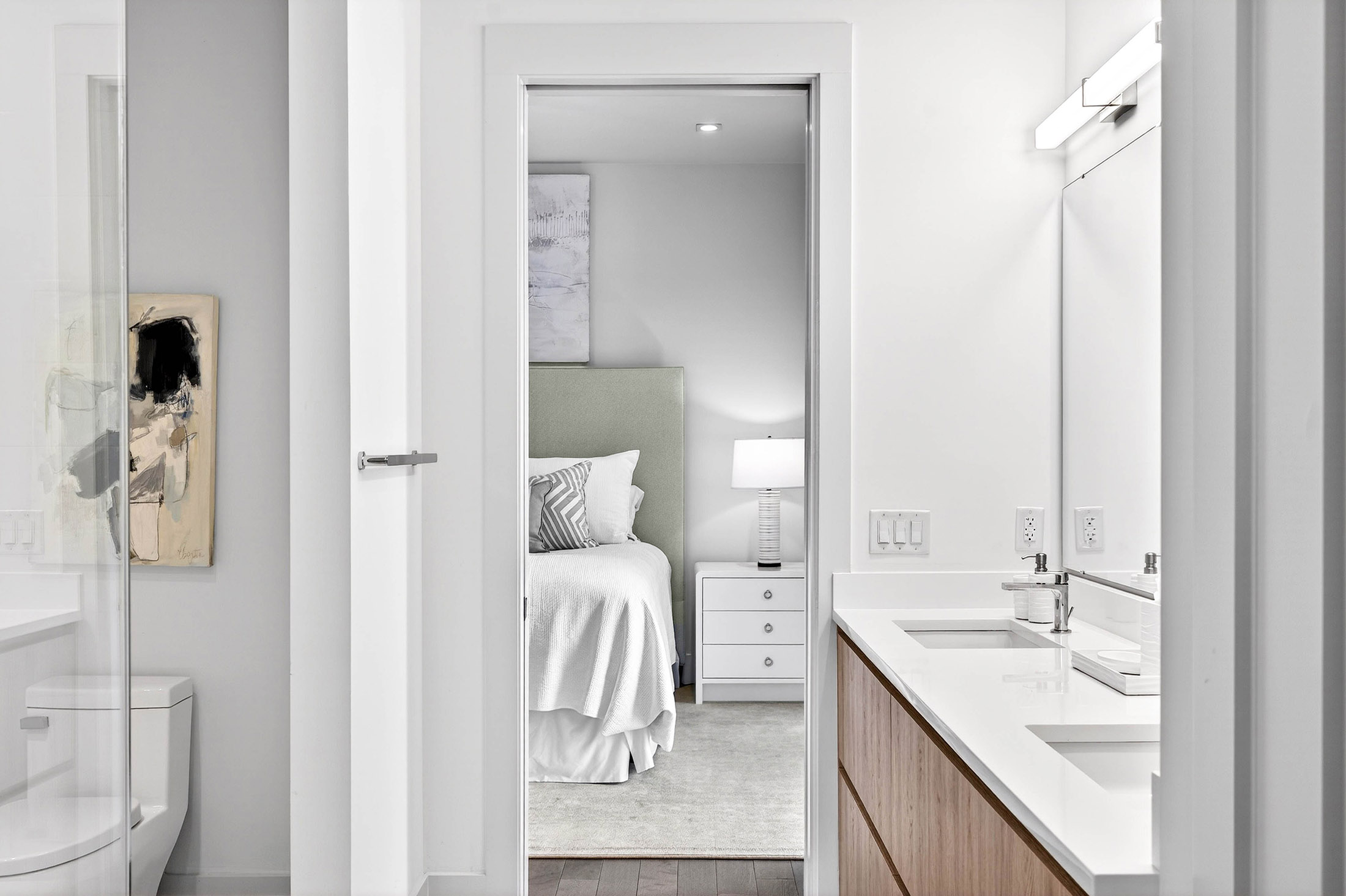 3107 Peachtree Road NE No. 1104