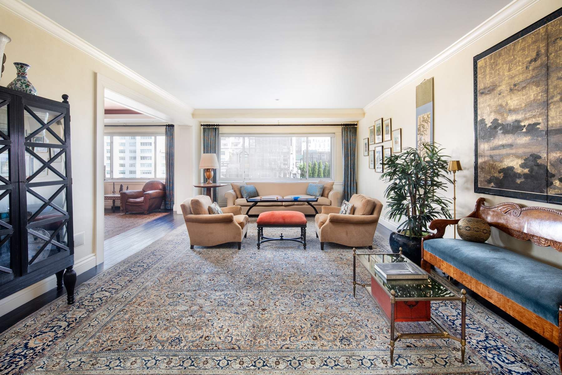 10 East 70th Street 10C