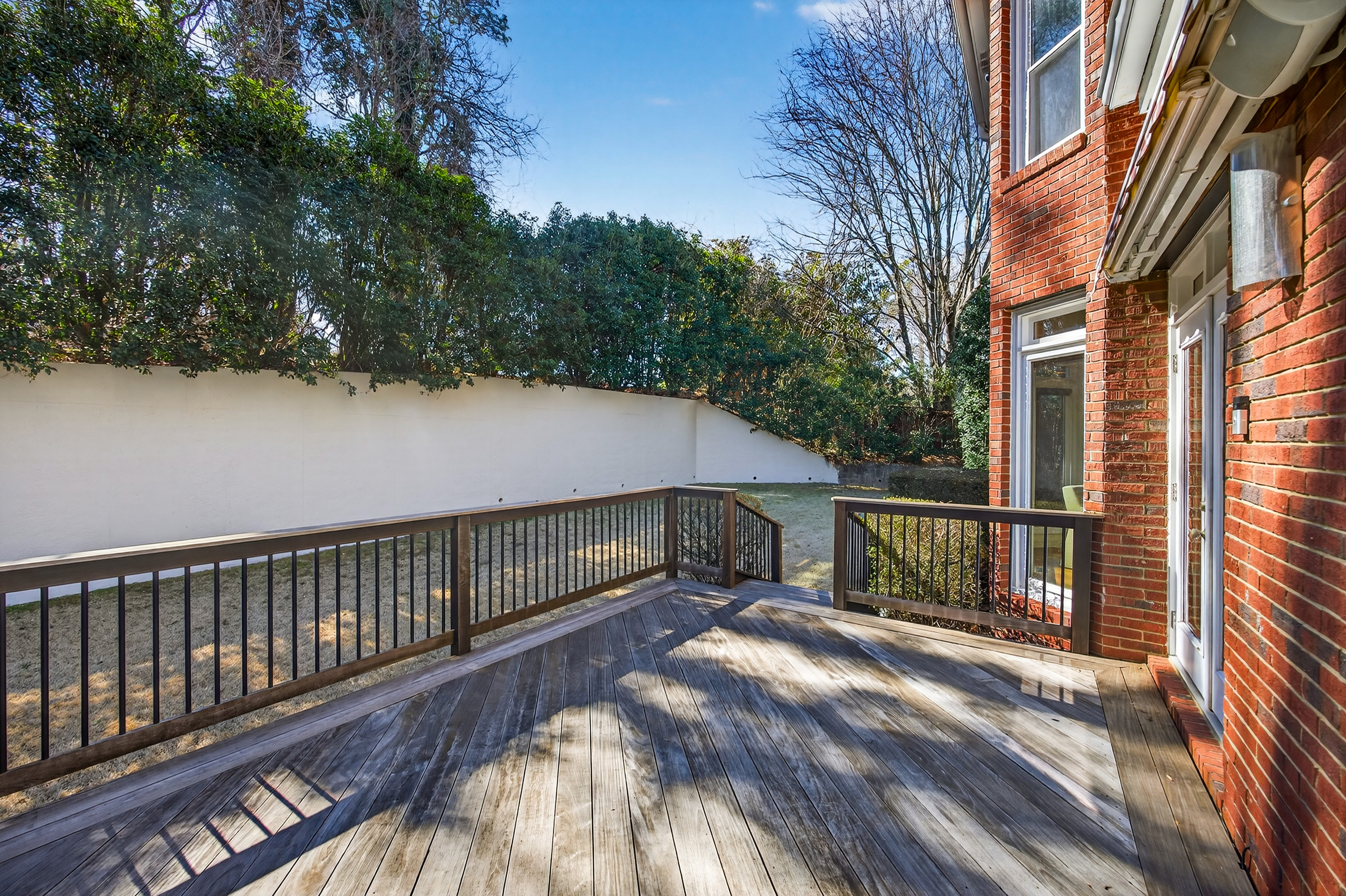 6 Wieuca Trace NE