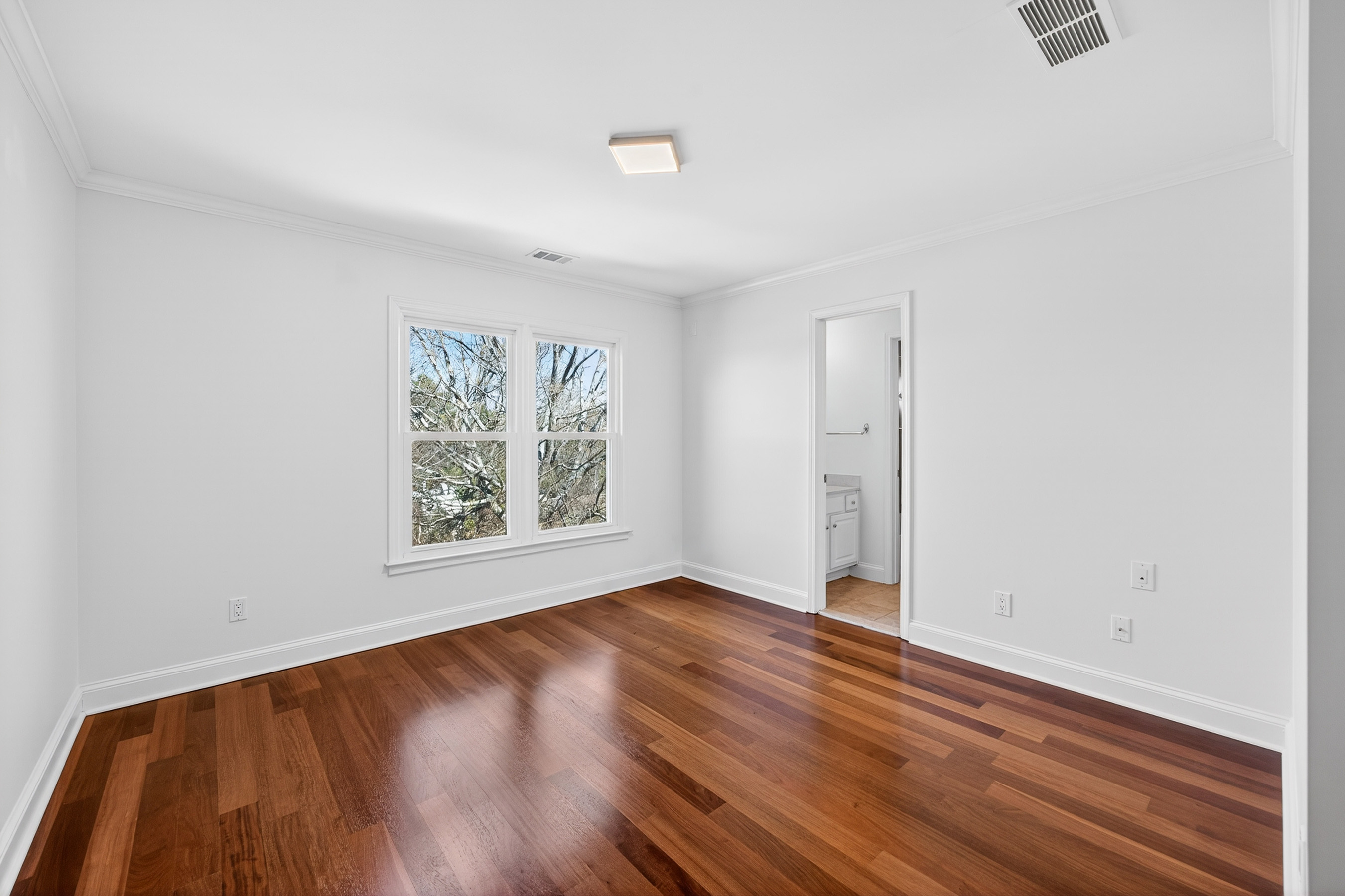 6 Wieuca Trace NE