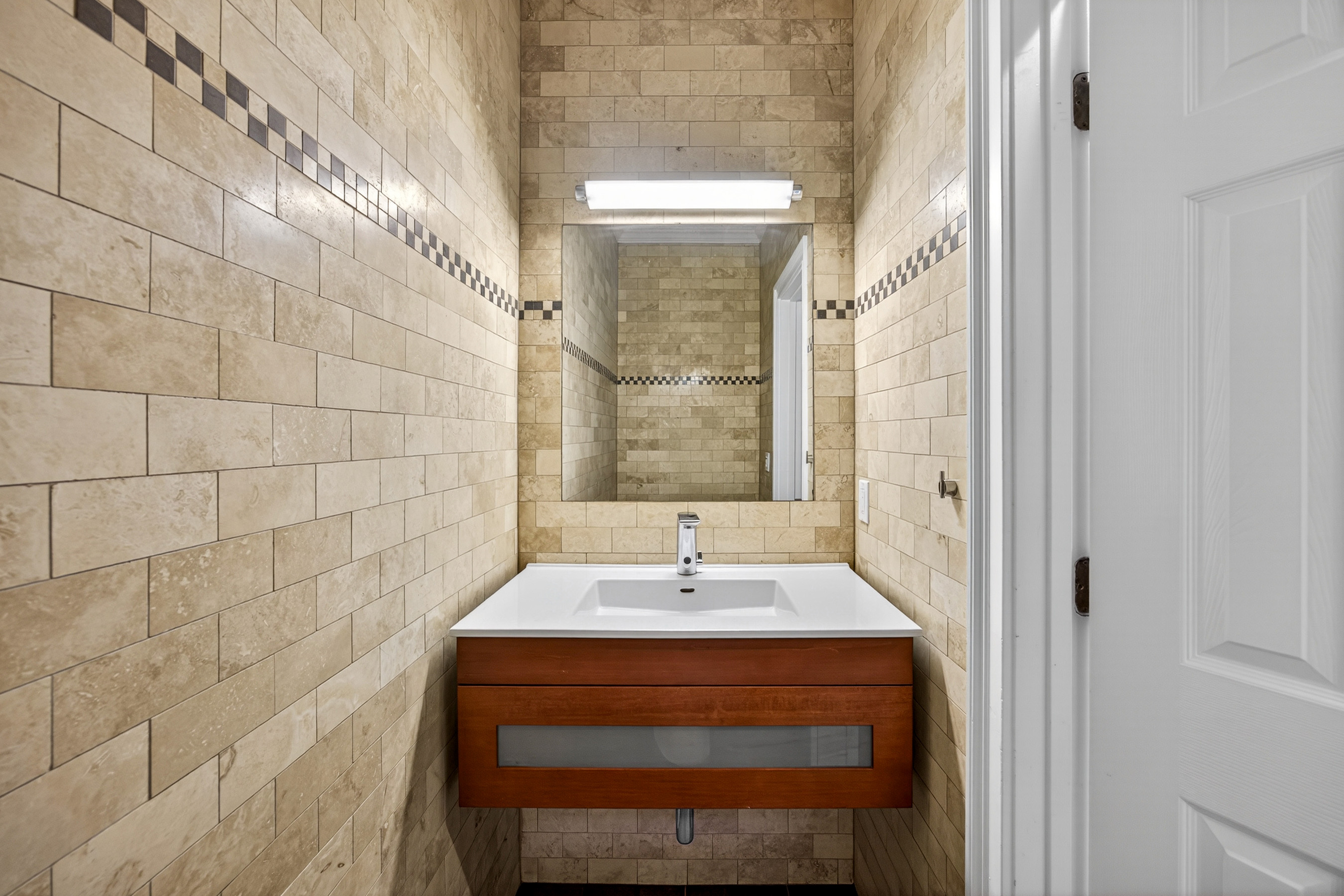 6 Wieuca Trace NE