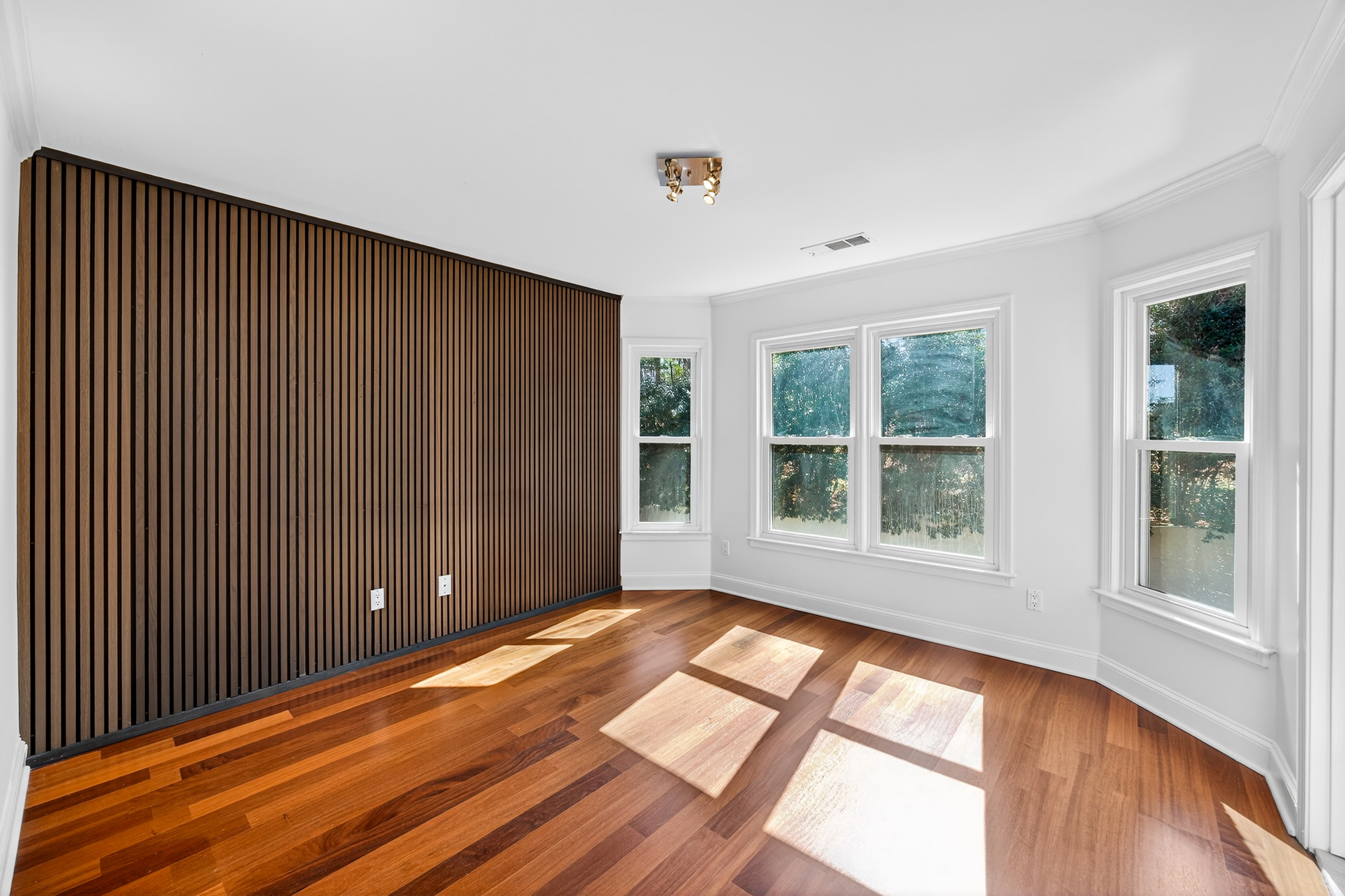 6 Wieuca Trace NE