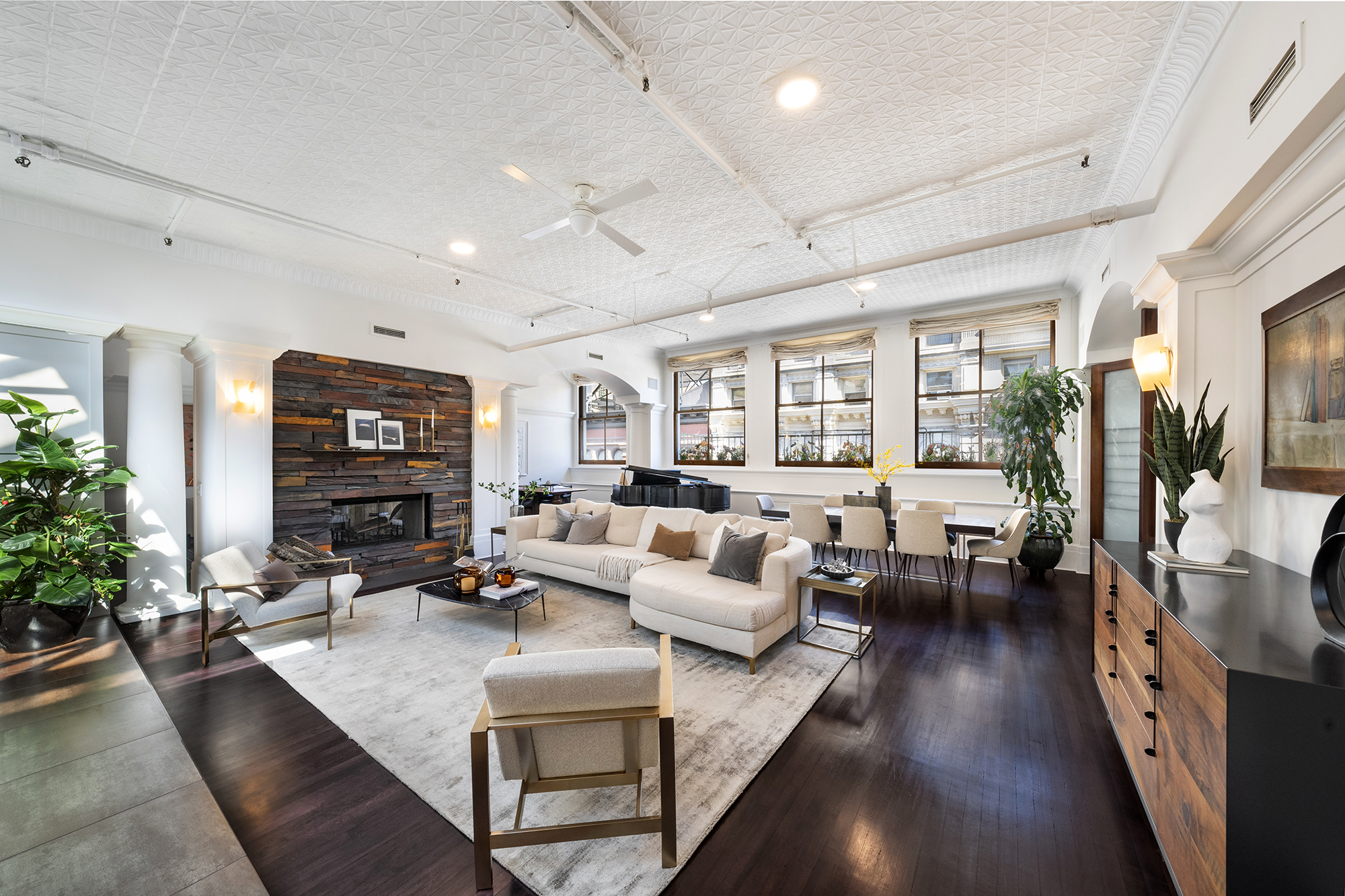 22 East 18th Street PH6A