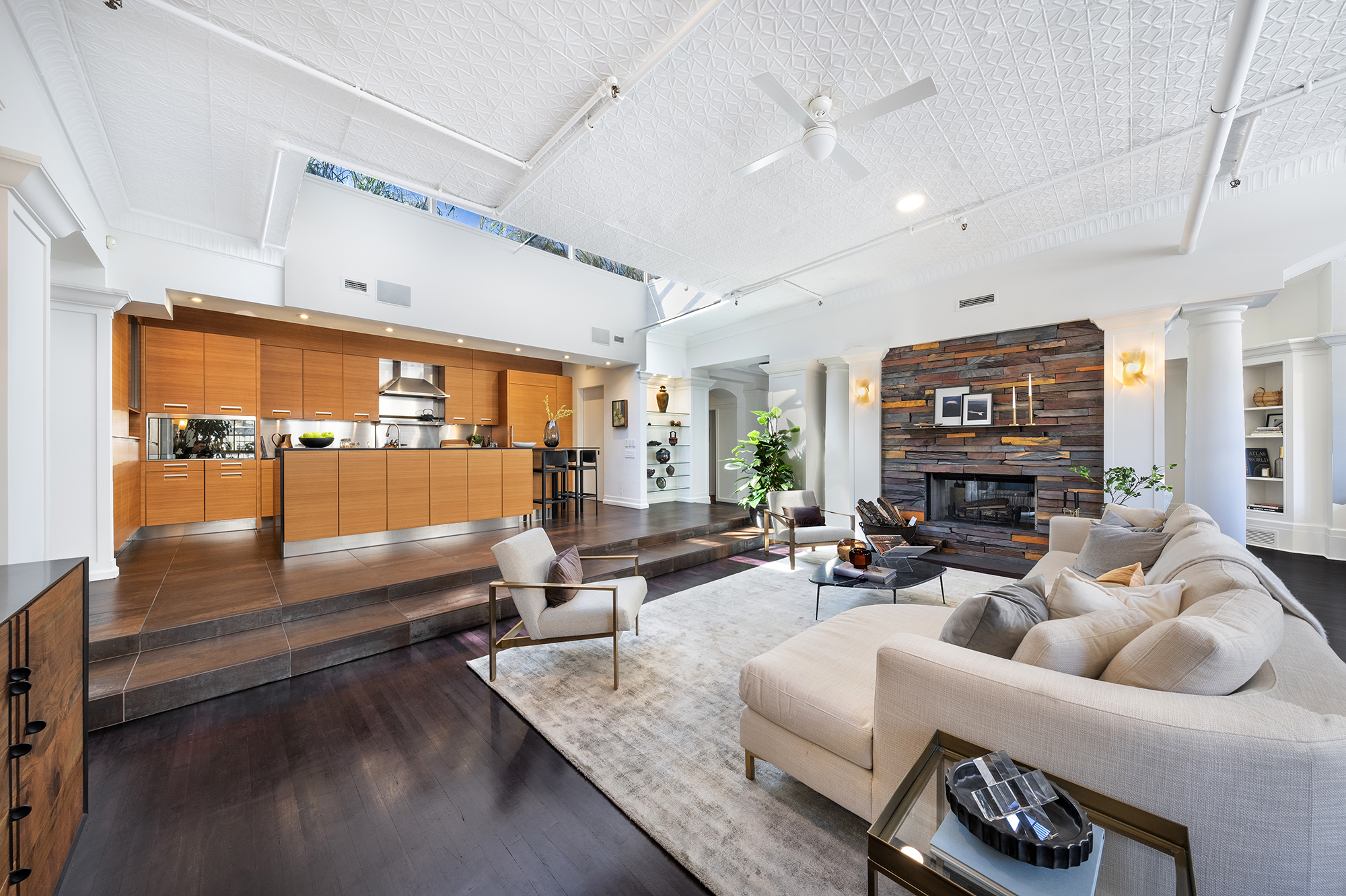 22 East 18th Street PH6A