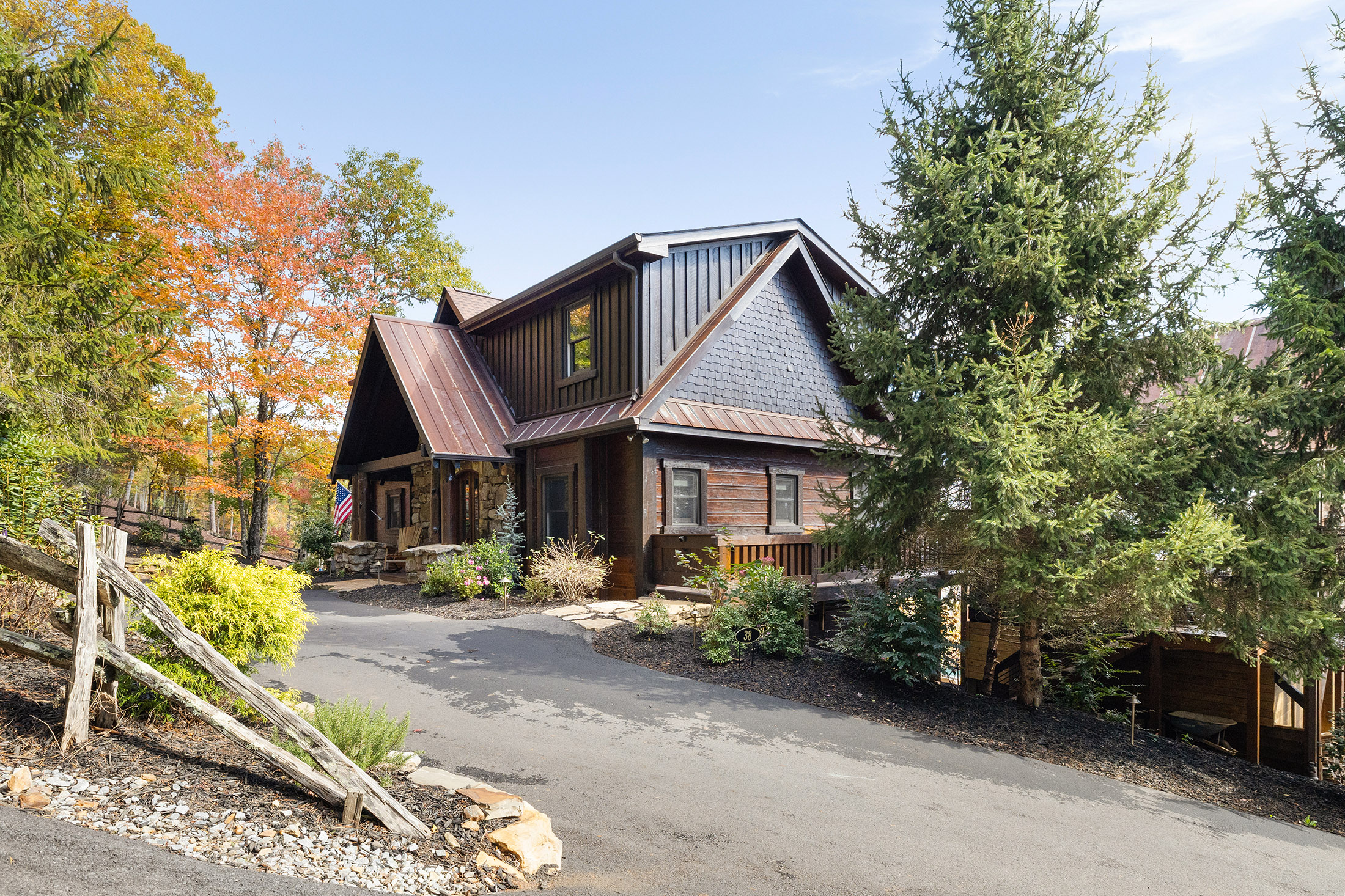 38 Jackies Bluff Road
