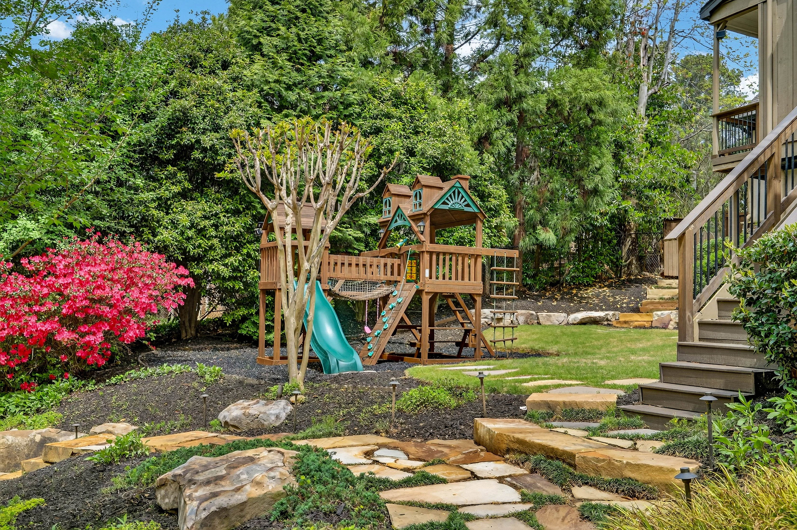 4868 Merlendale Drive
