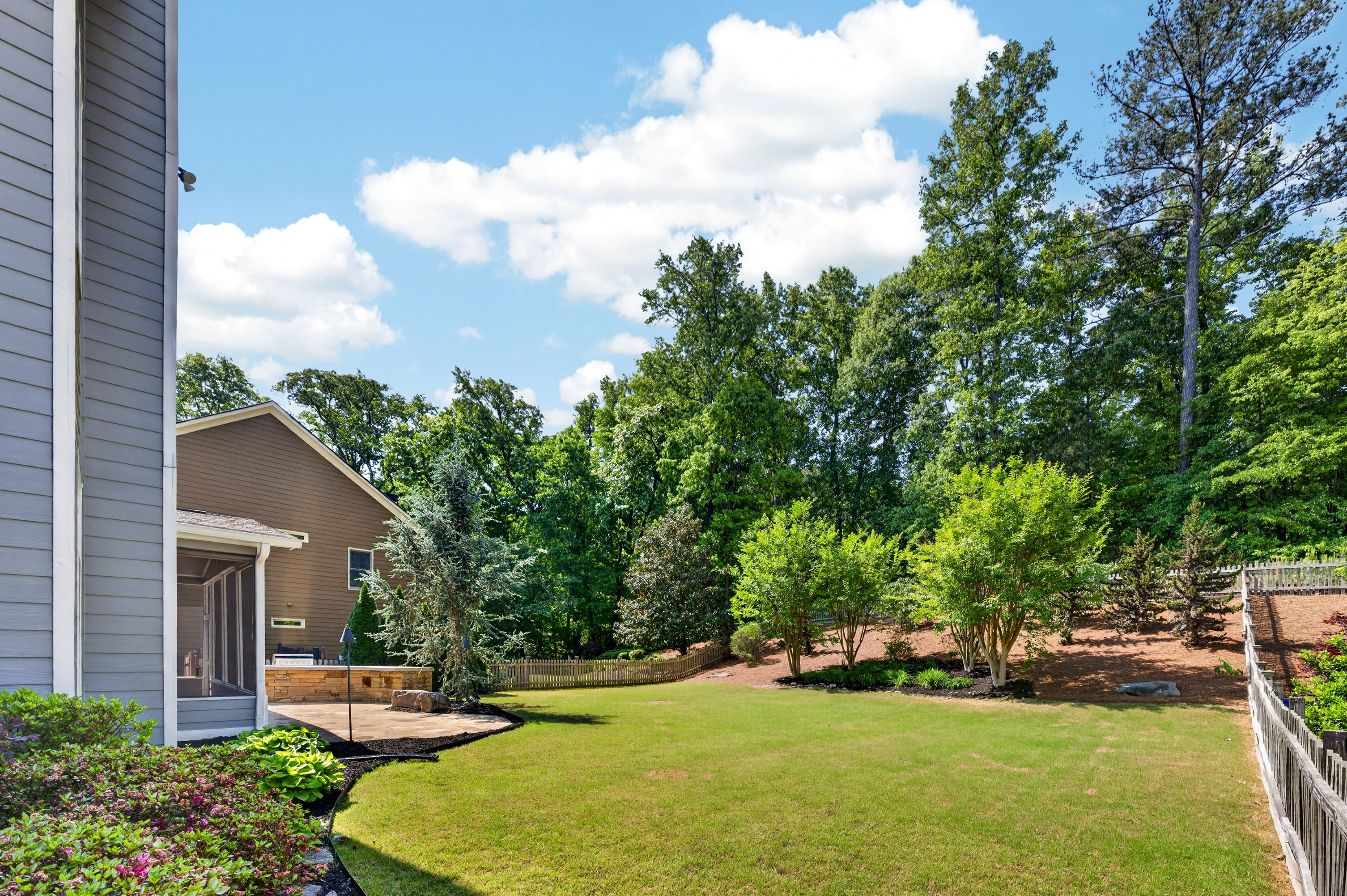4222 Hill House Road SW