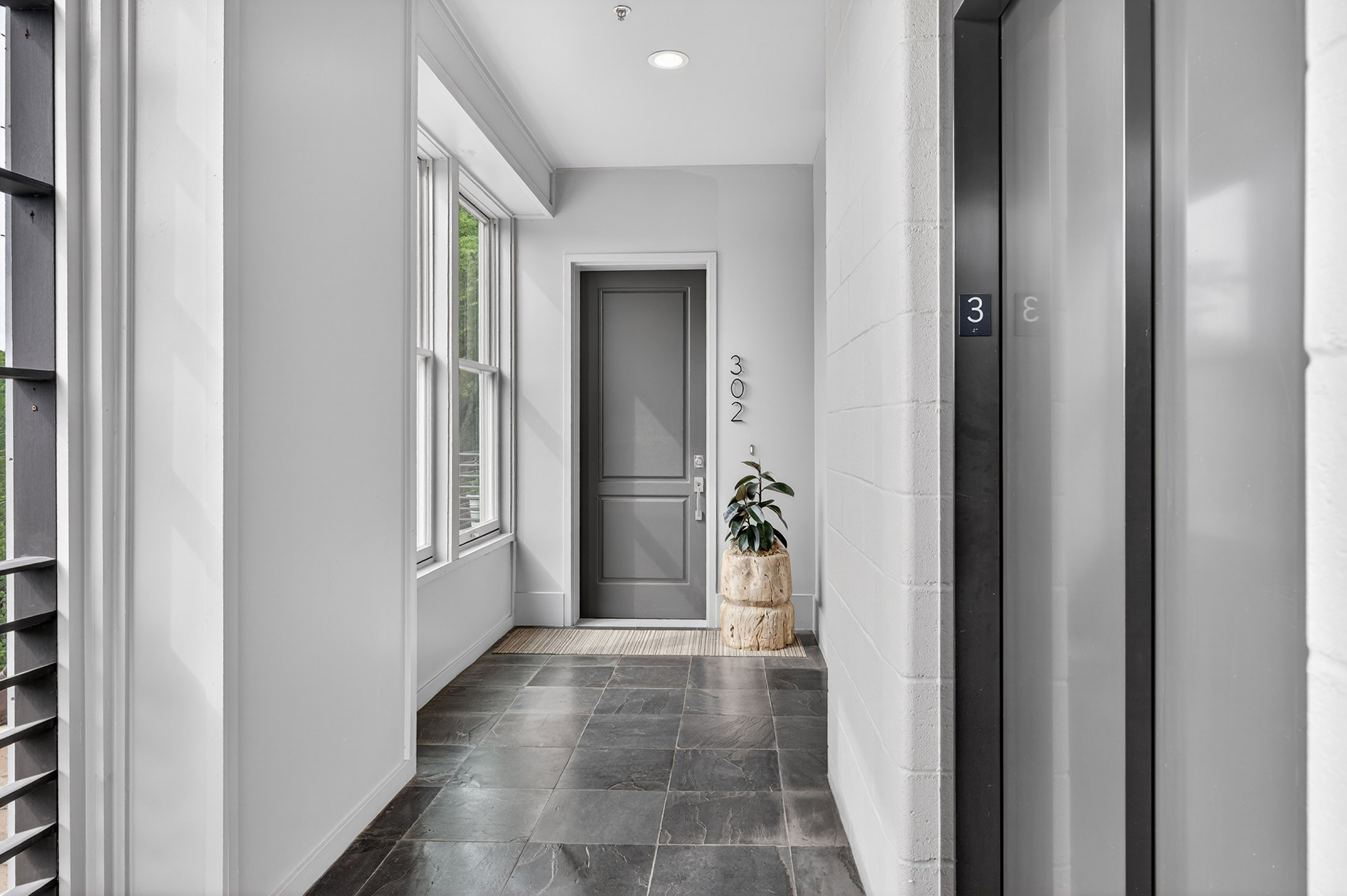 281 15th Street NE No. 302