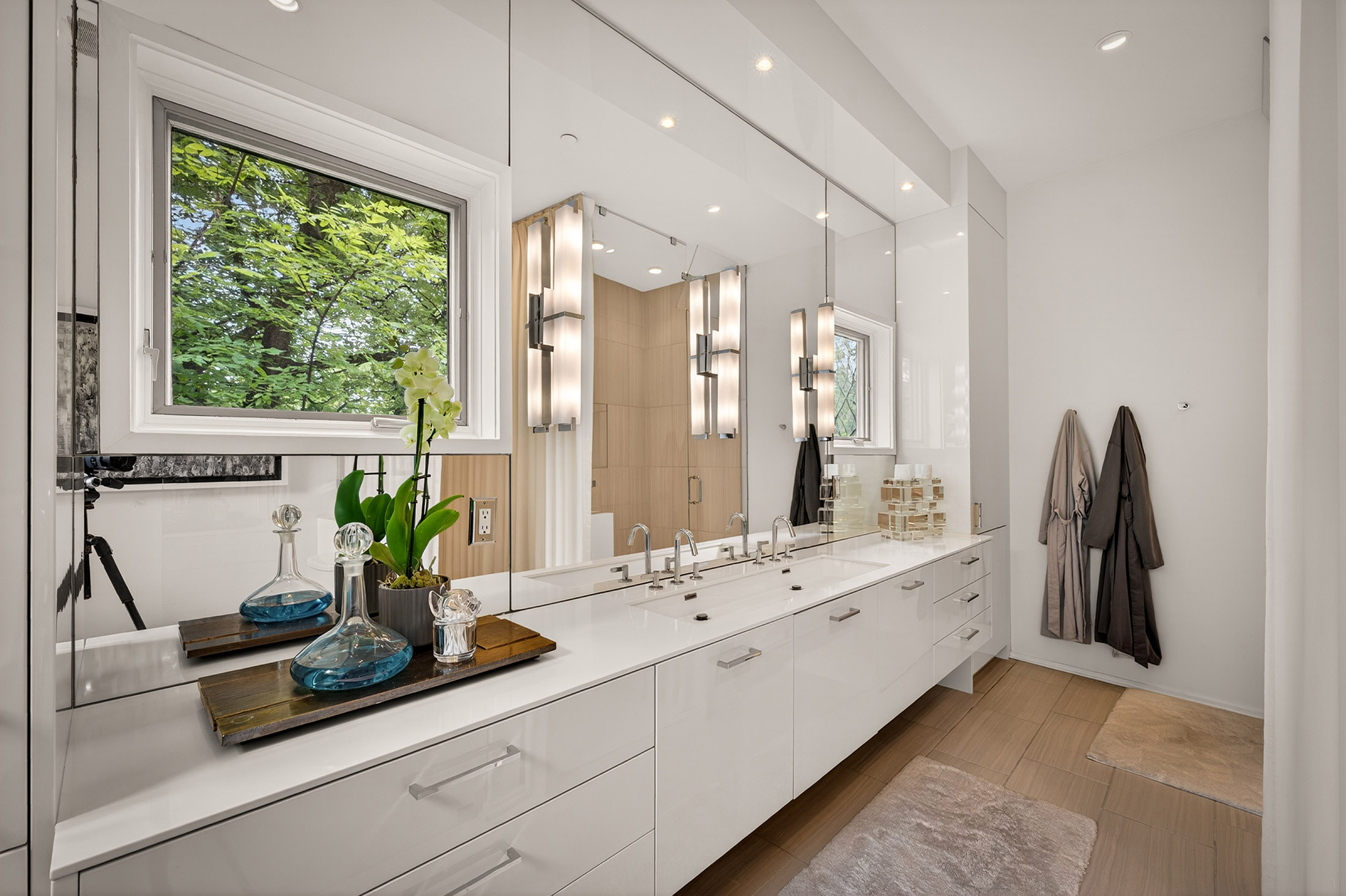 281 15th Street NE No. 302