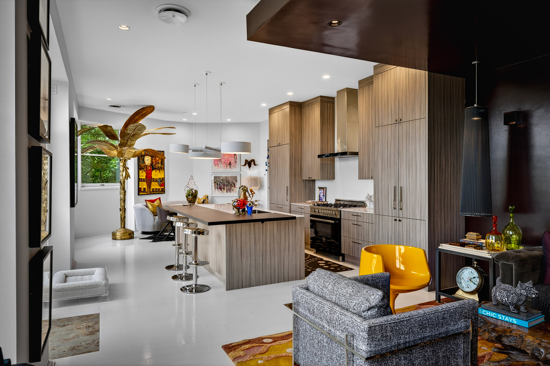 281 15th Street NE No. 302