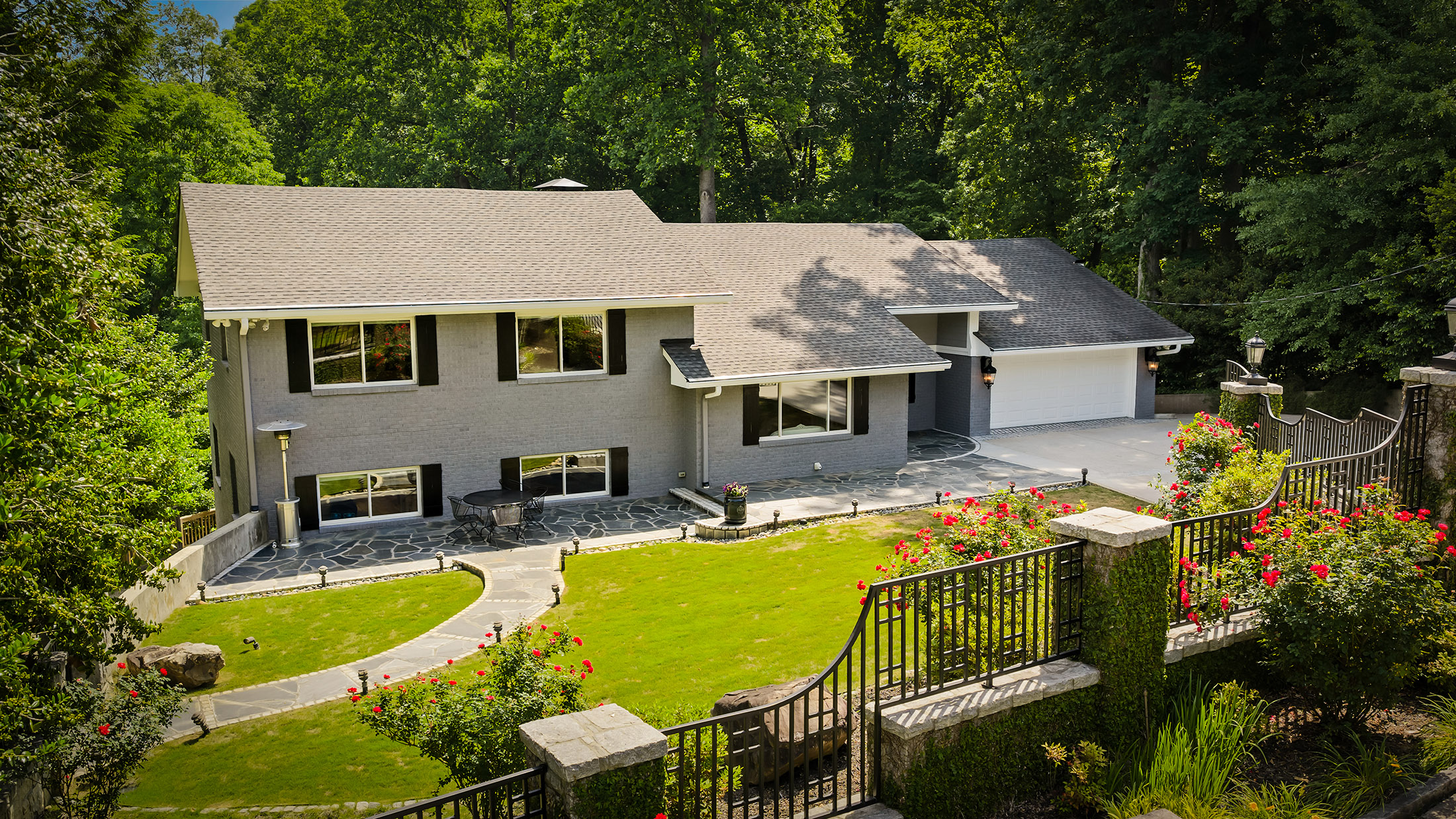 132 Laurel Drive NE