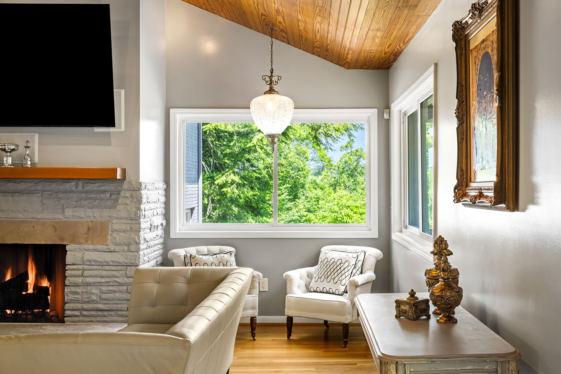 132 Laurel Drive NE