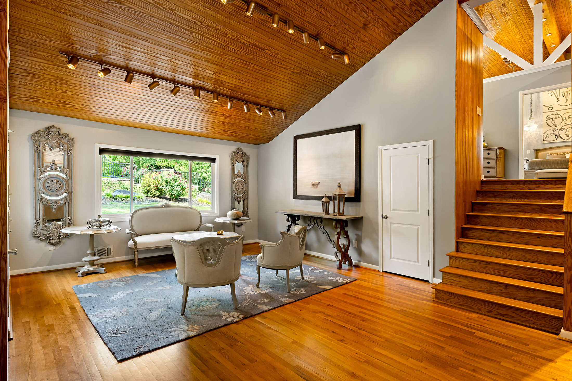 132 Laurel Drive NE