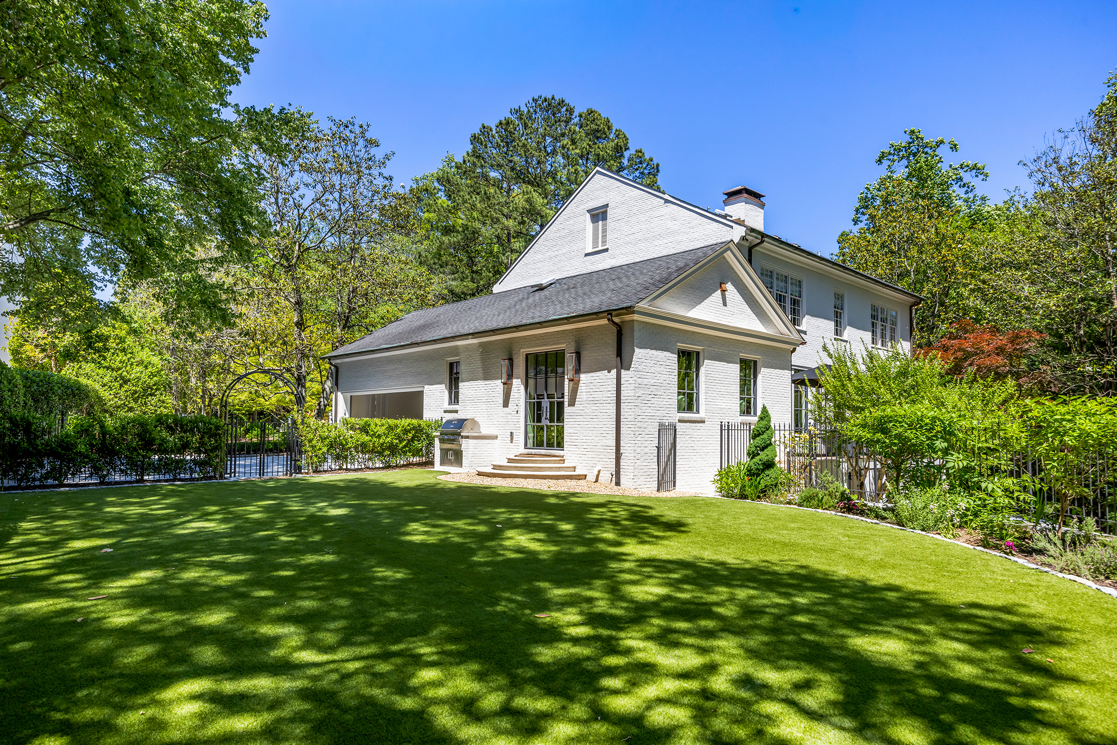 3216 Glen Arden Drive NW