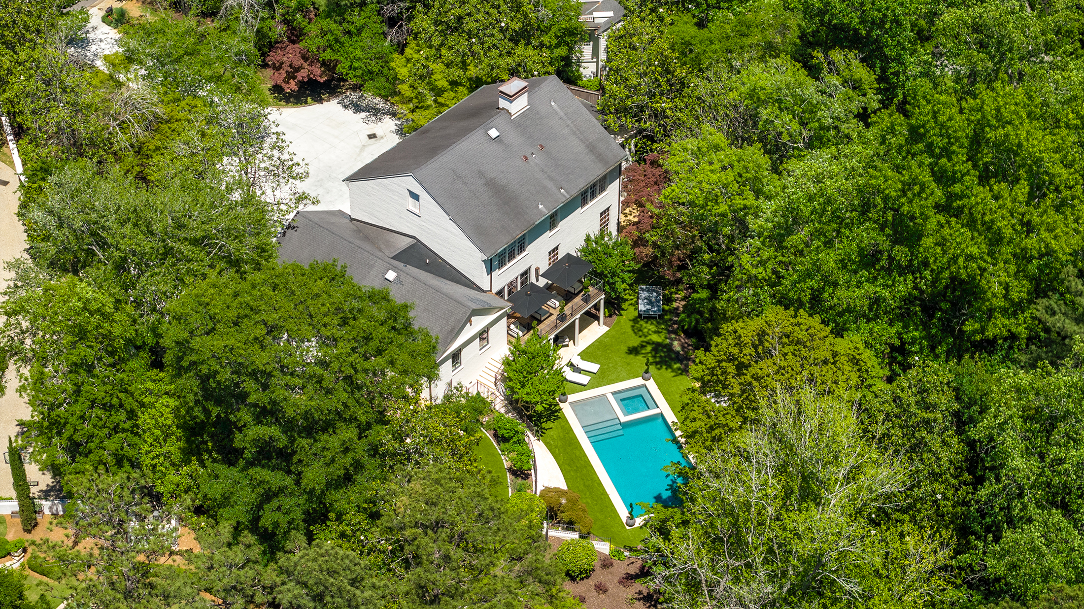 3216 Glen Arden Drive NW