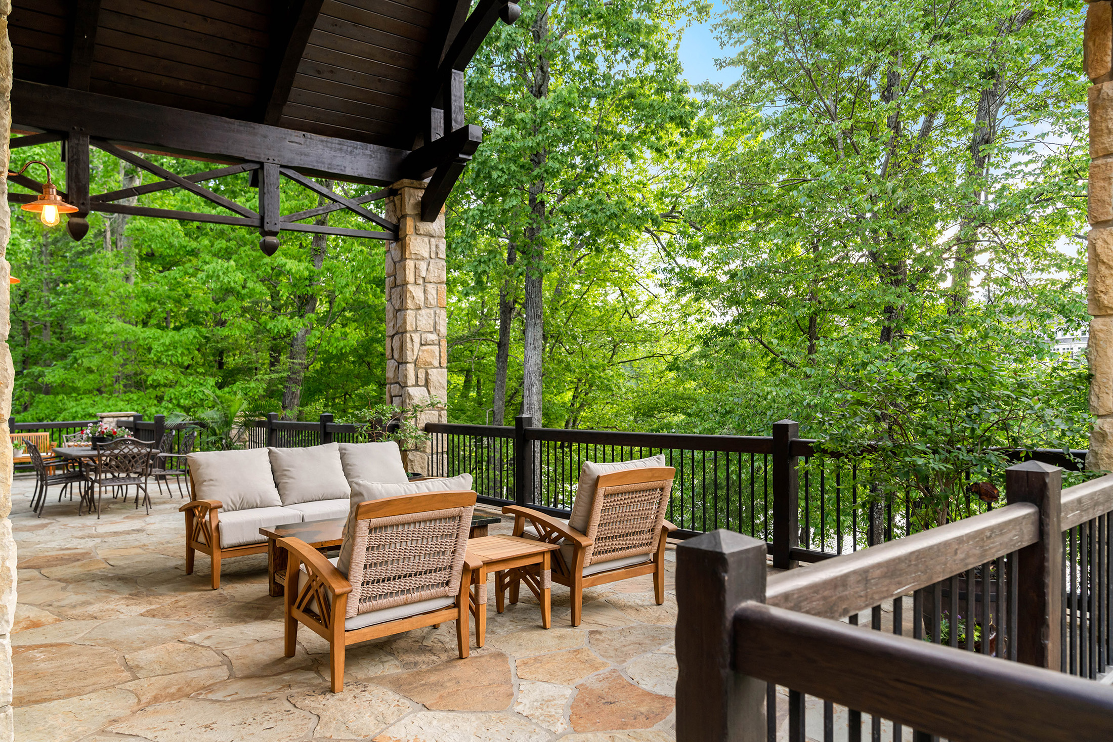 550 Blue Heron Way