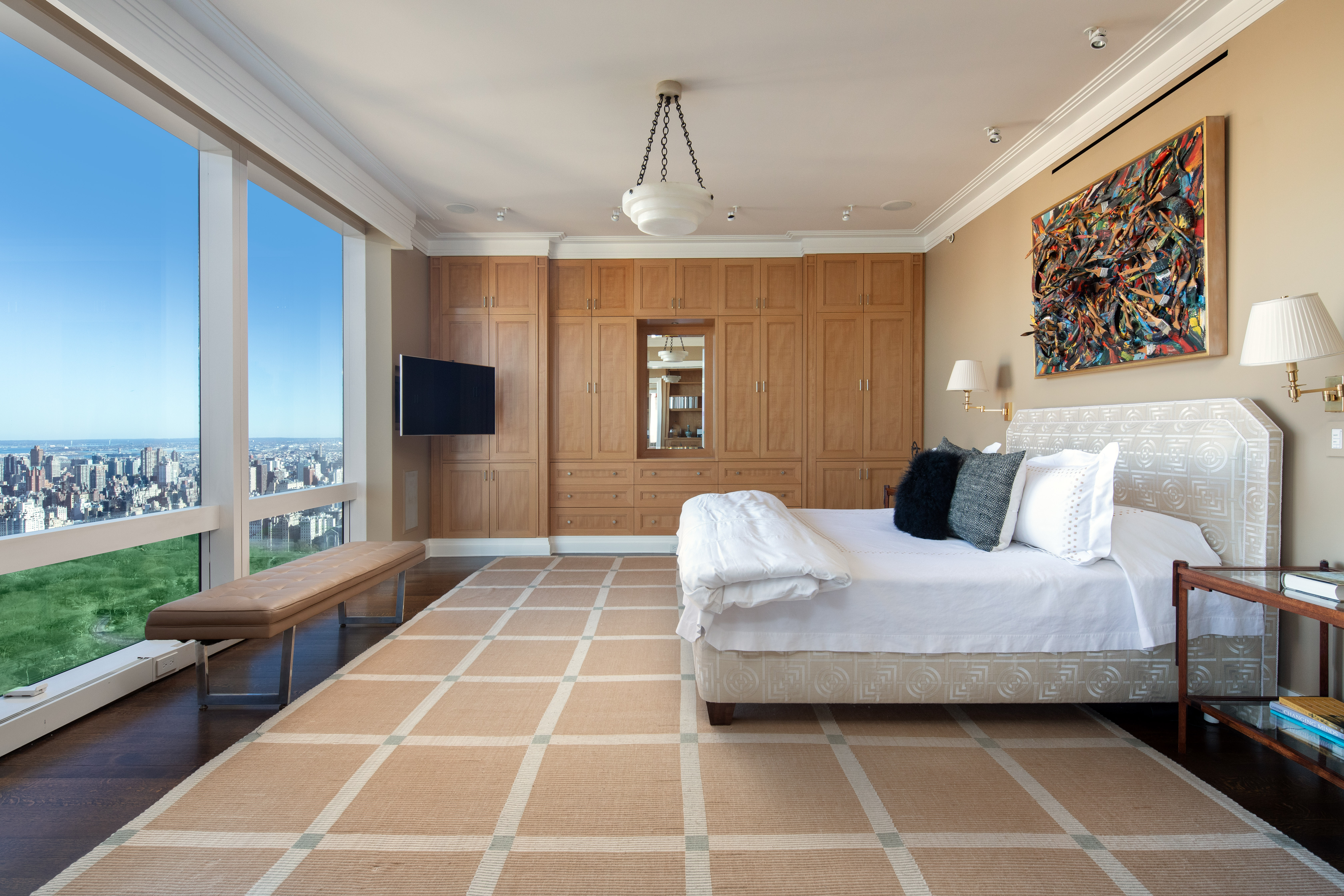 25 Columbus Circle 70A