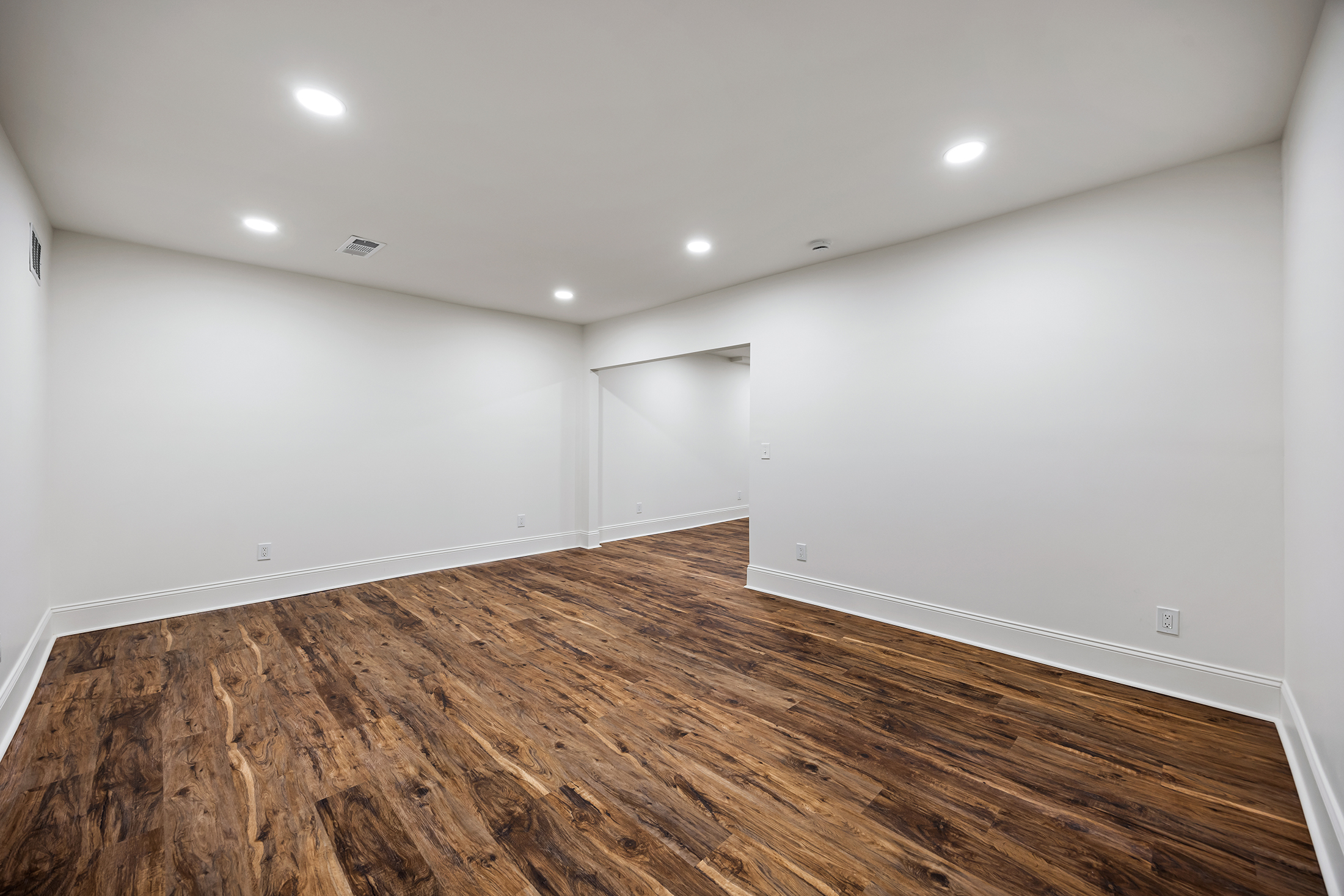 5805 Winterthur Lane NW