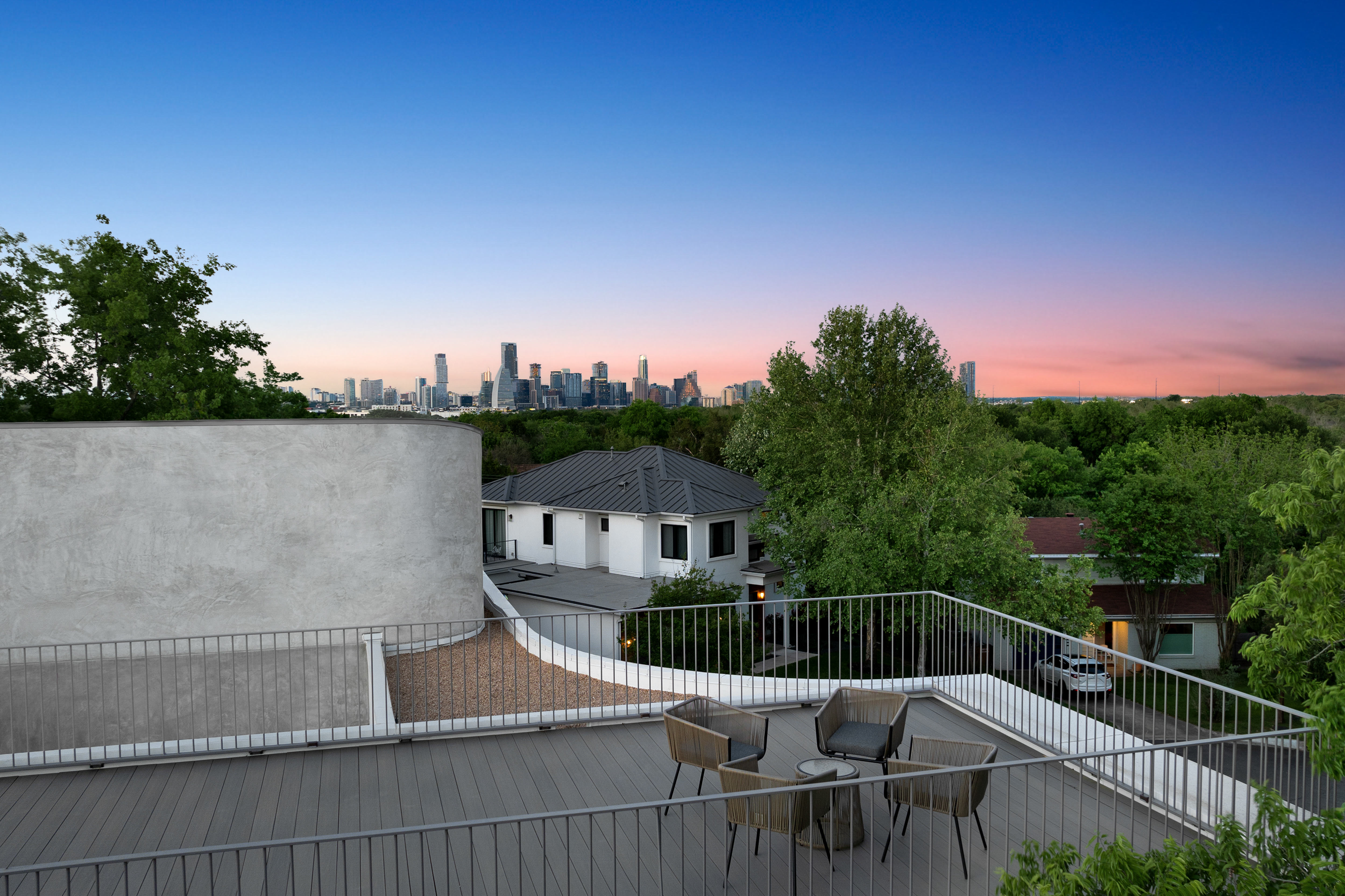 3004 Pin Oak Court 