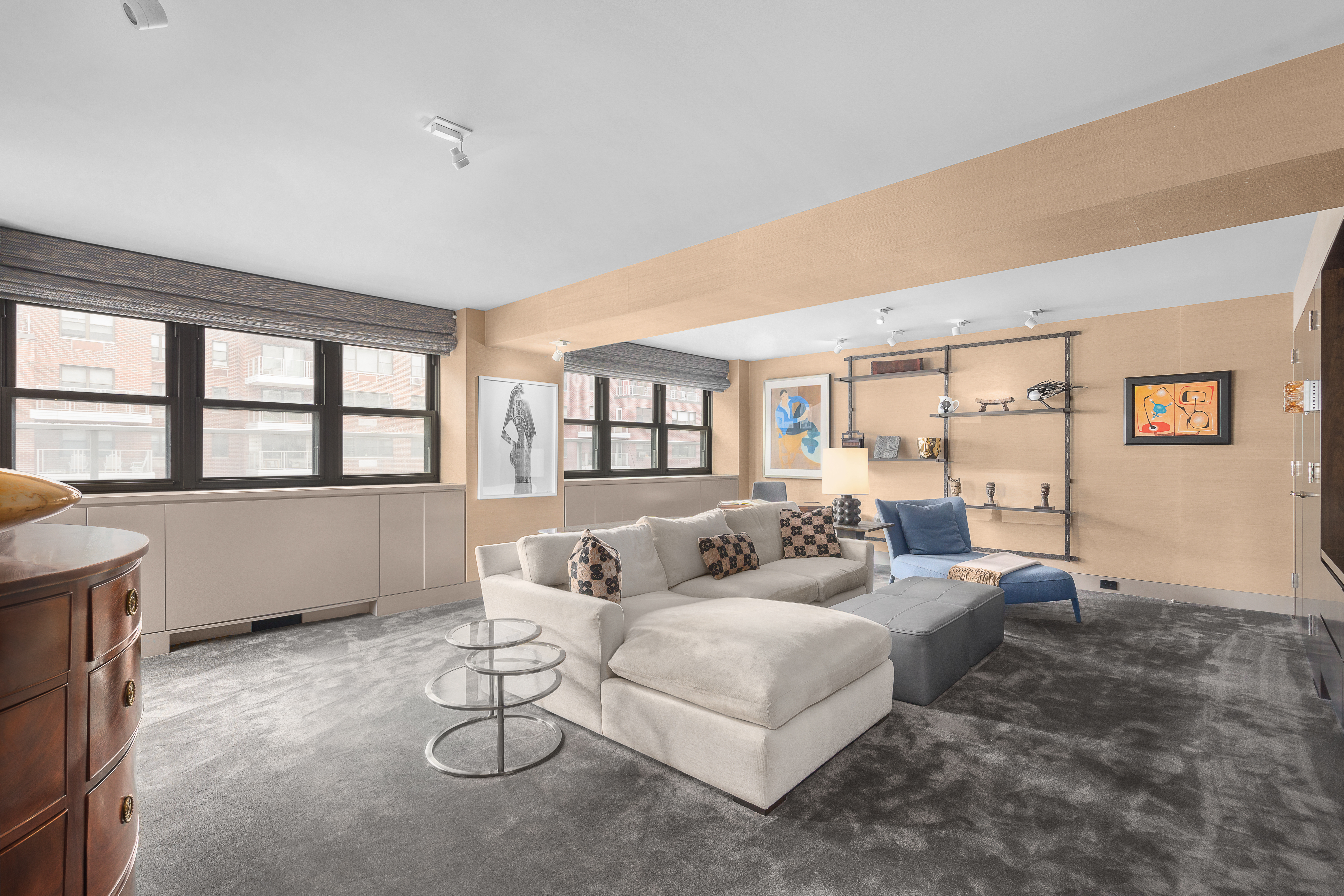 45 Sutton Place South 18MN