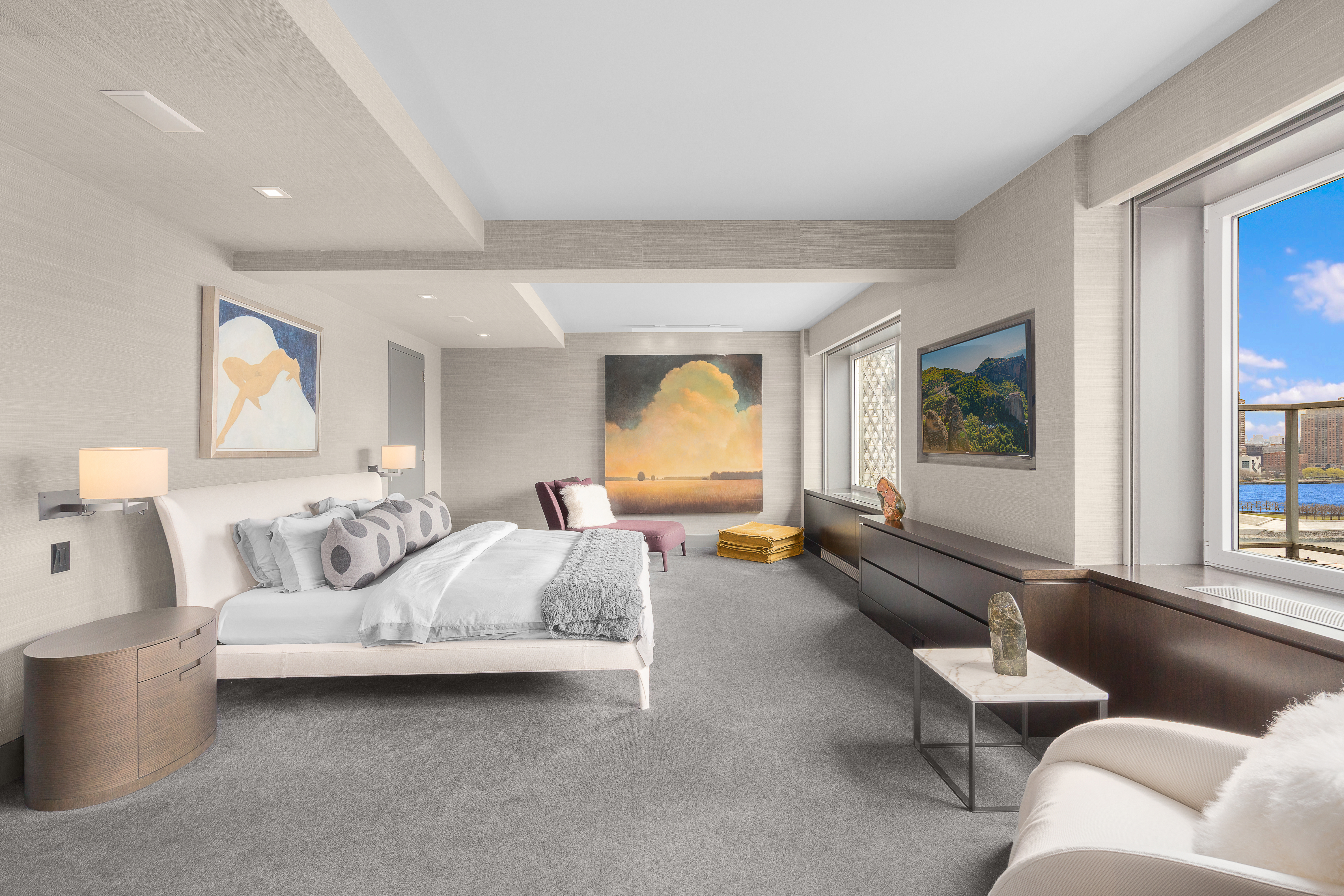 45 Sutton Place South 18MN