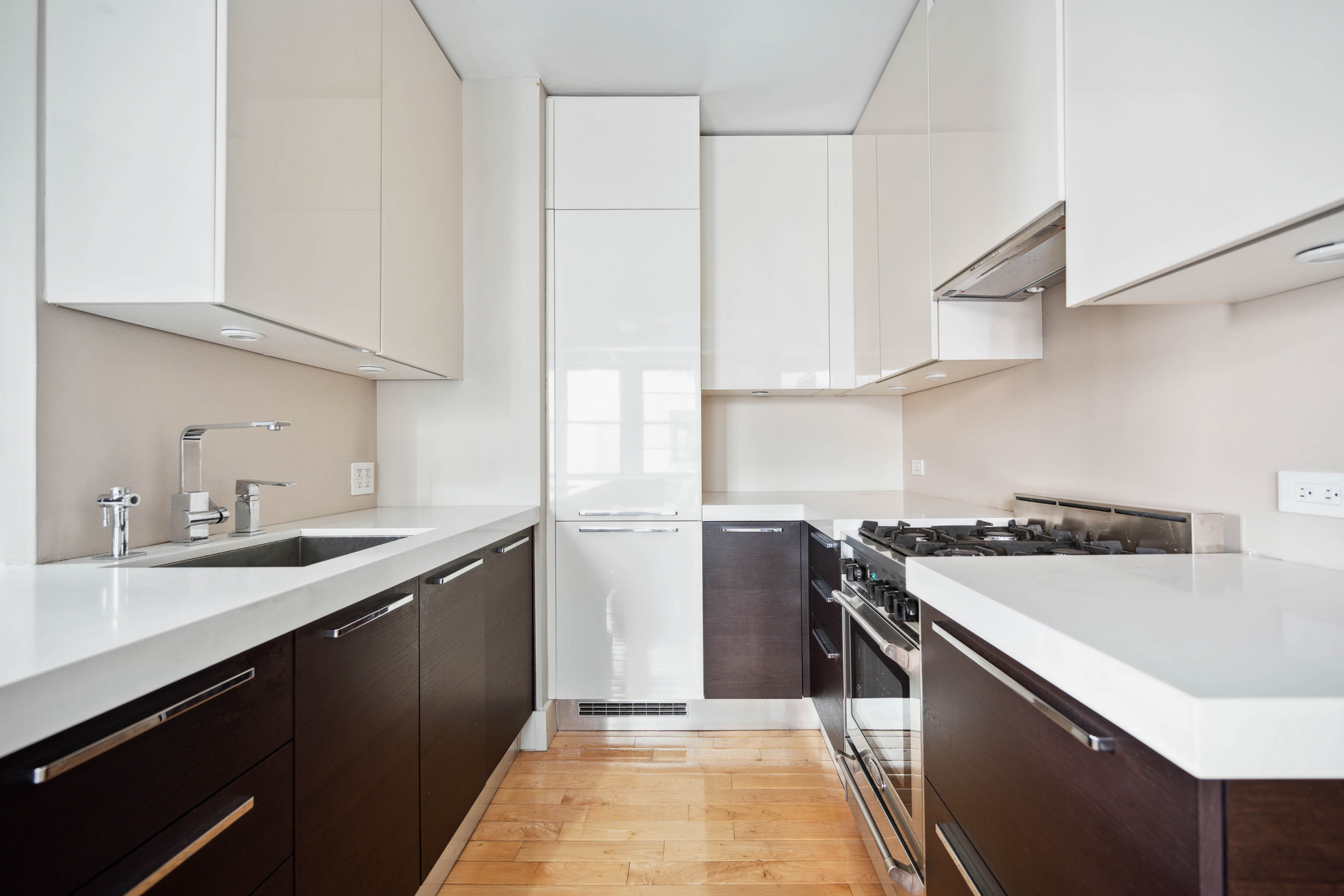 67 Park Avenue 14E